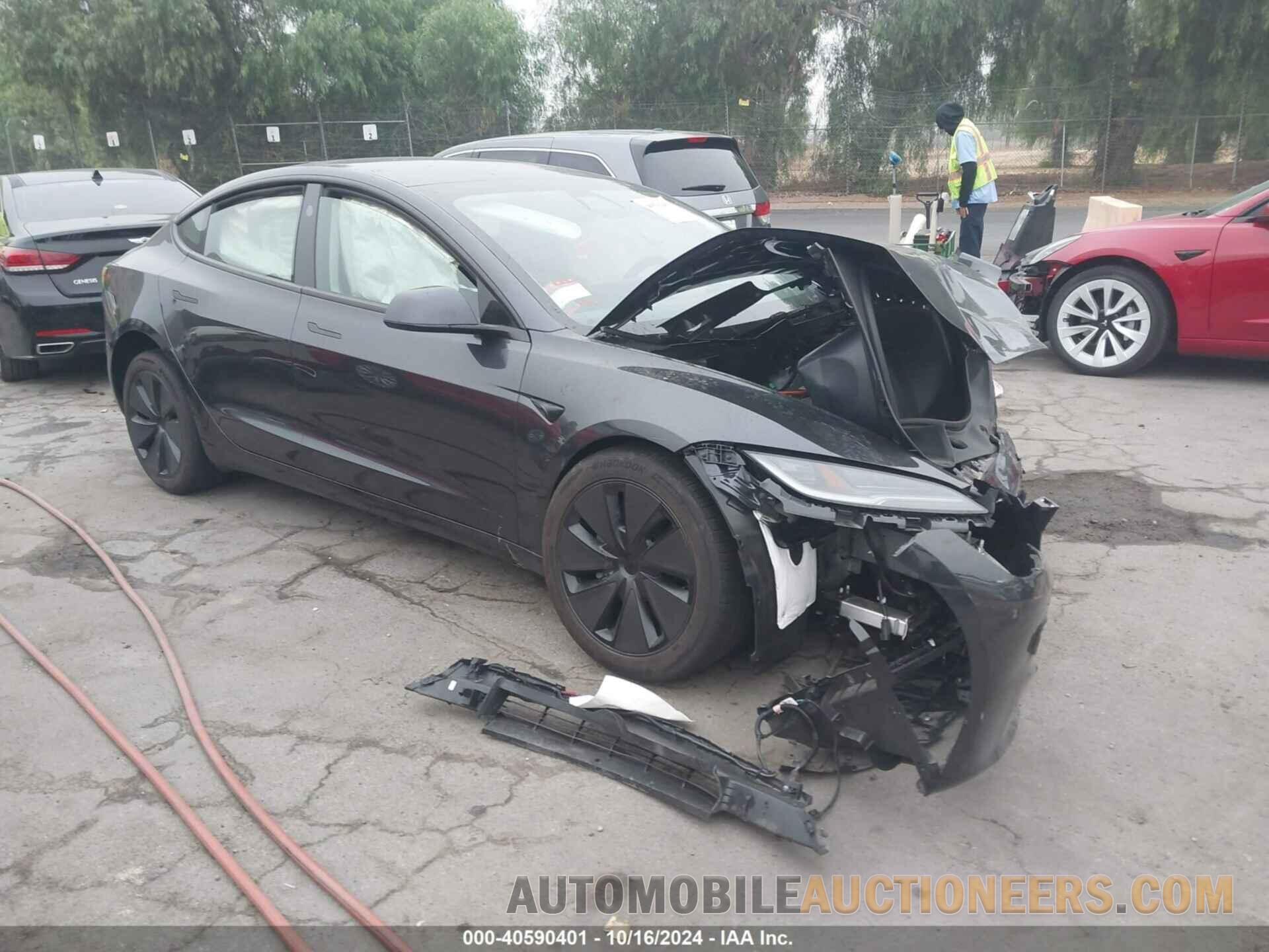 5YJ3E1EA0RF744072 TESLA MODEL 3 2024