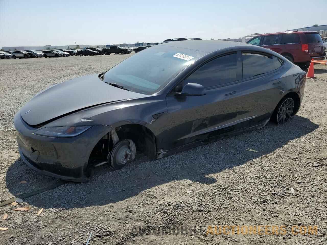 5YJ3E1EA0RF745612 TESLA MODEL 3 2024