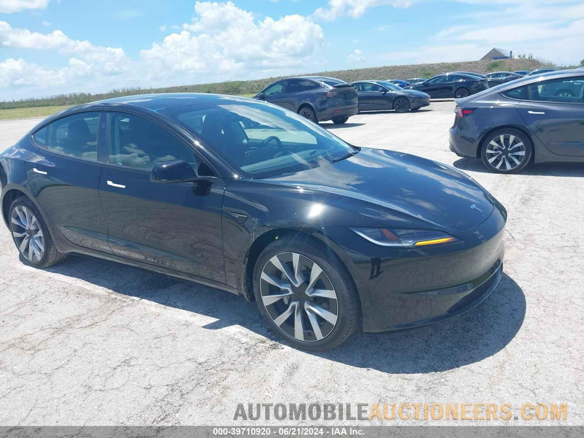 5YJ3E1EA0RF751555 TESLA MODEL 3 2024