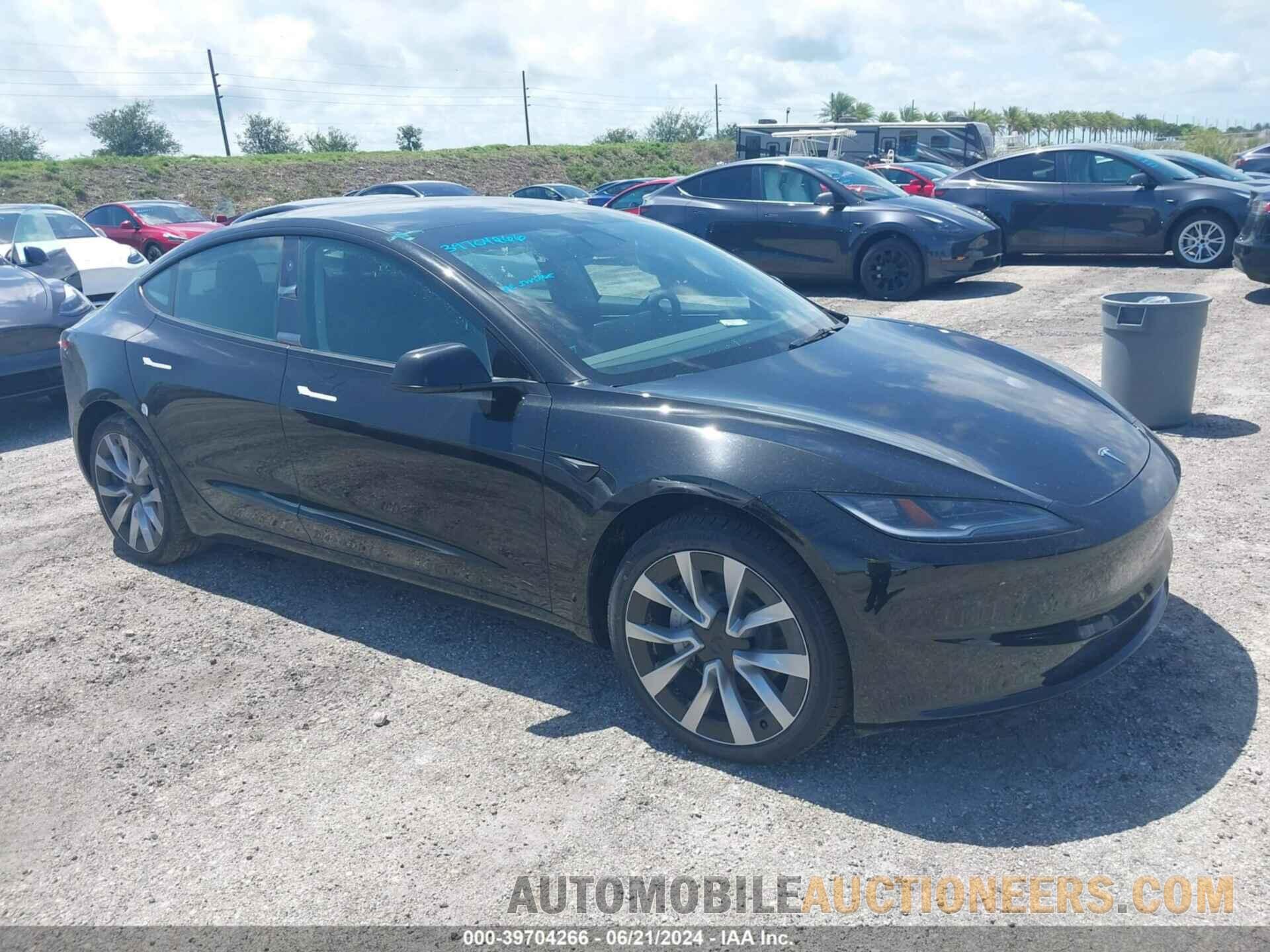 5YJ3E1EA0RF752477 TESLA MODEL 3 2024