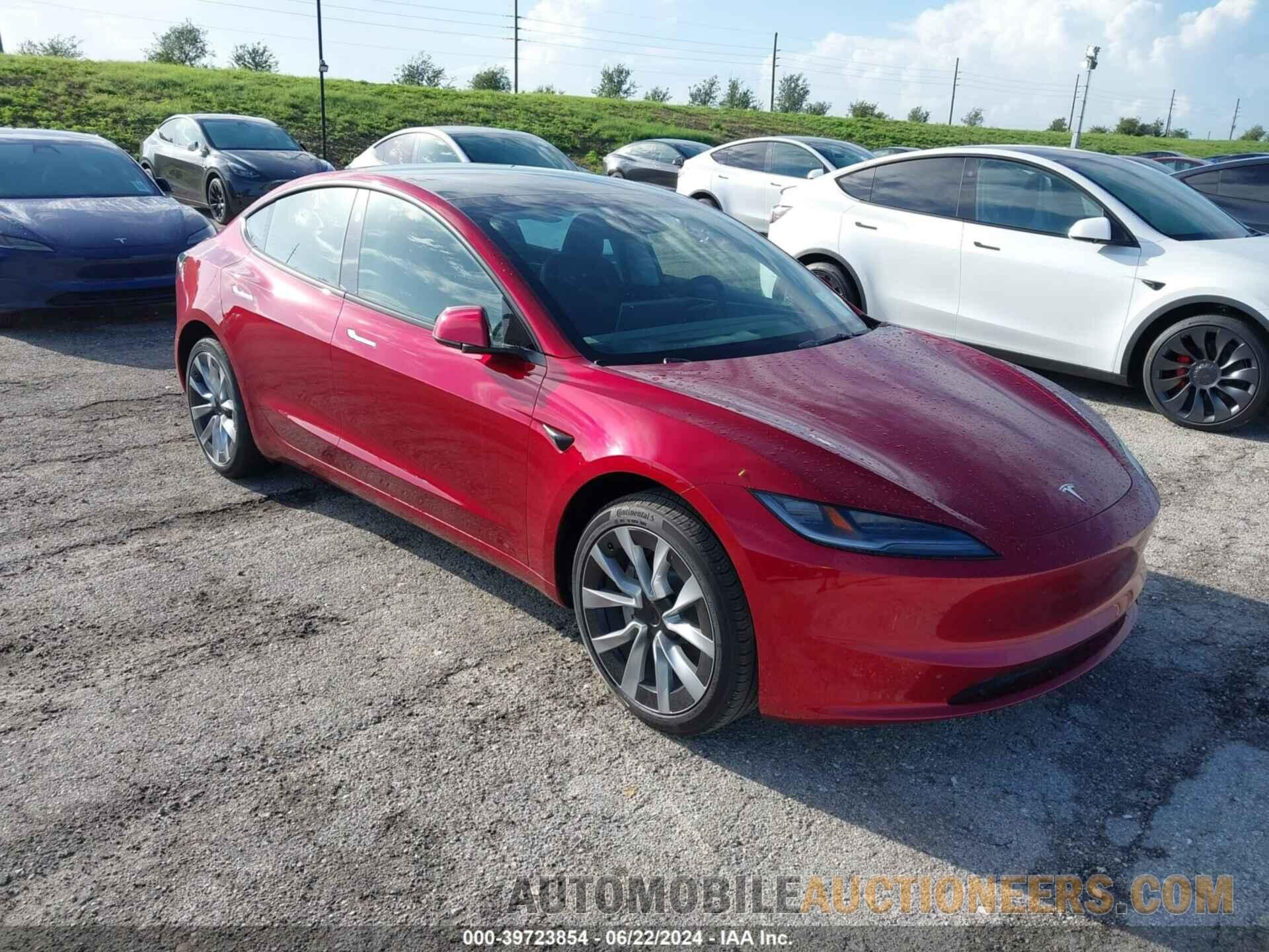 5YJ3E1EA0RF760823 TESLA MODEL 3 2024