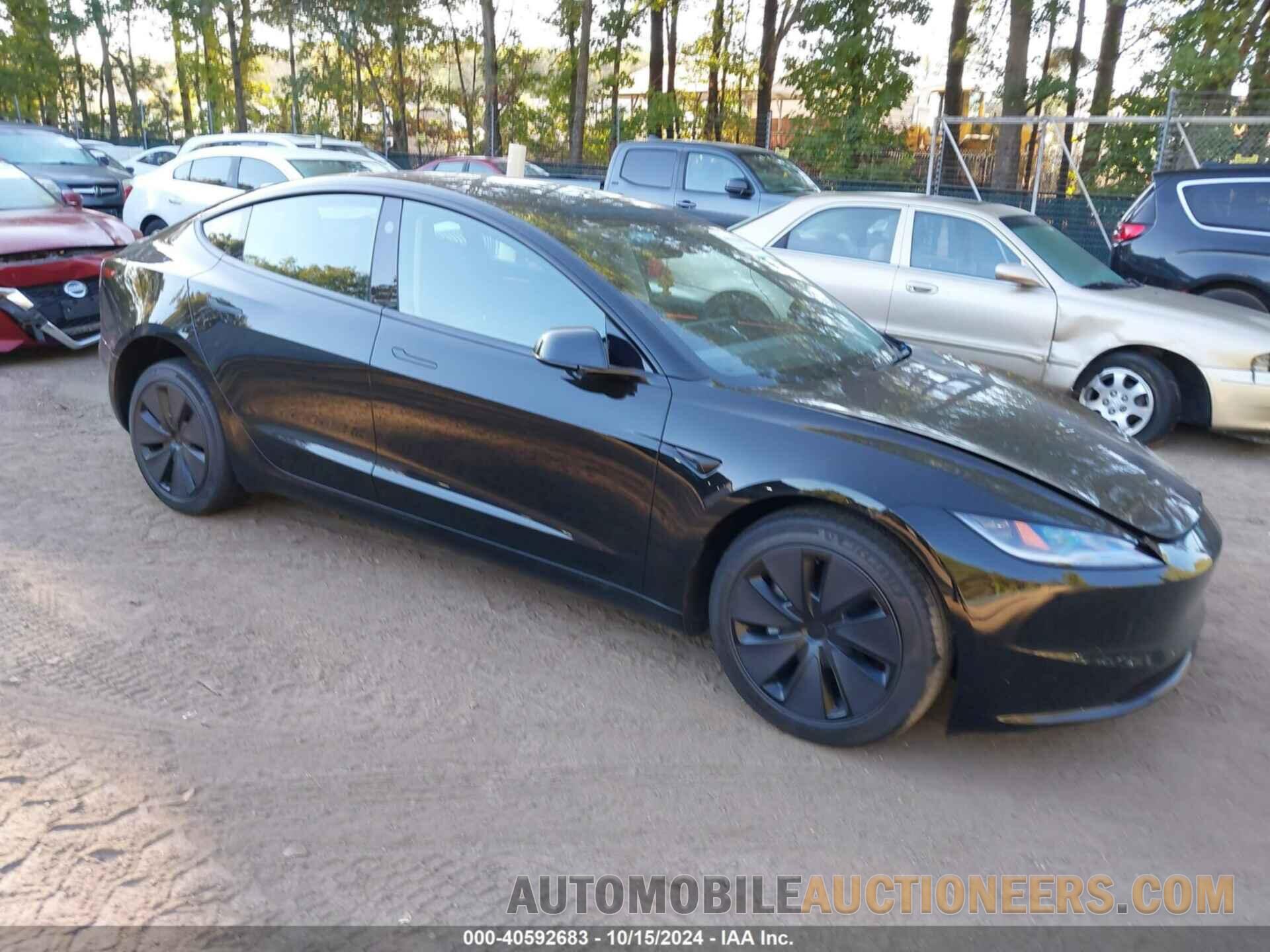 5YJ3E1EA0RF843569 TESLA MODEL 3 2024