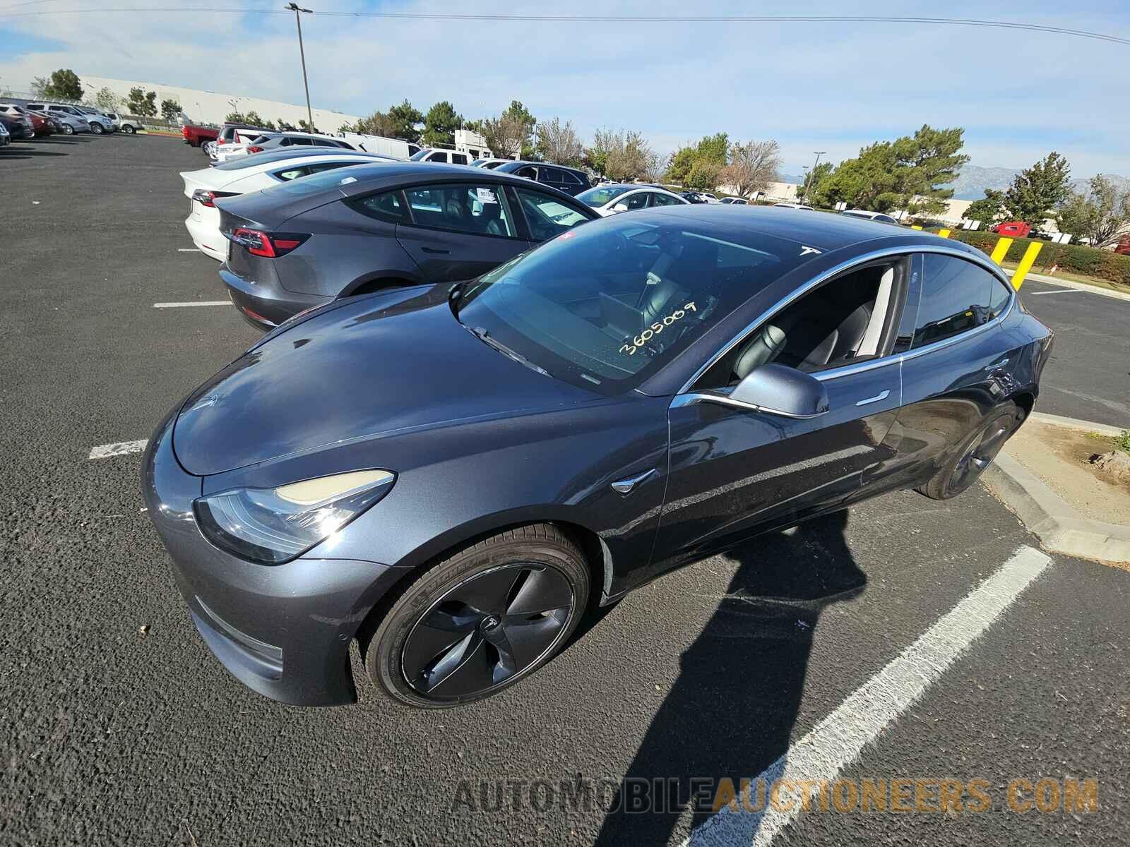 5YJ3E1EA1HF000673 Tesla Model 3 2017