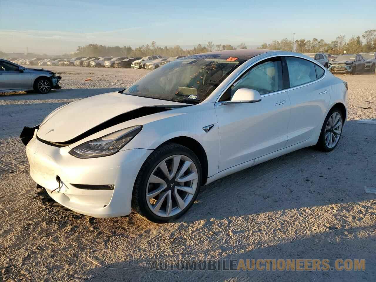 5YJ3E1EA1JF006558 TESLA MODEL 3 2018