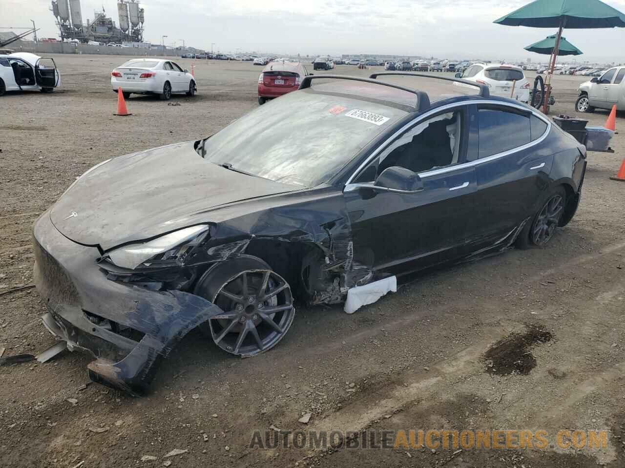 5YJ3E1EA1JF011419 TESLA MODEL 3 2018