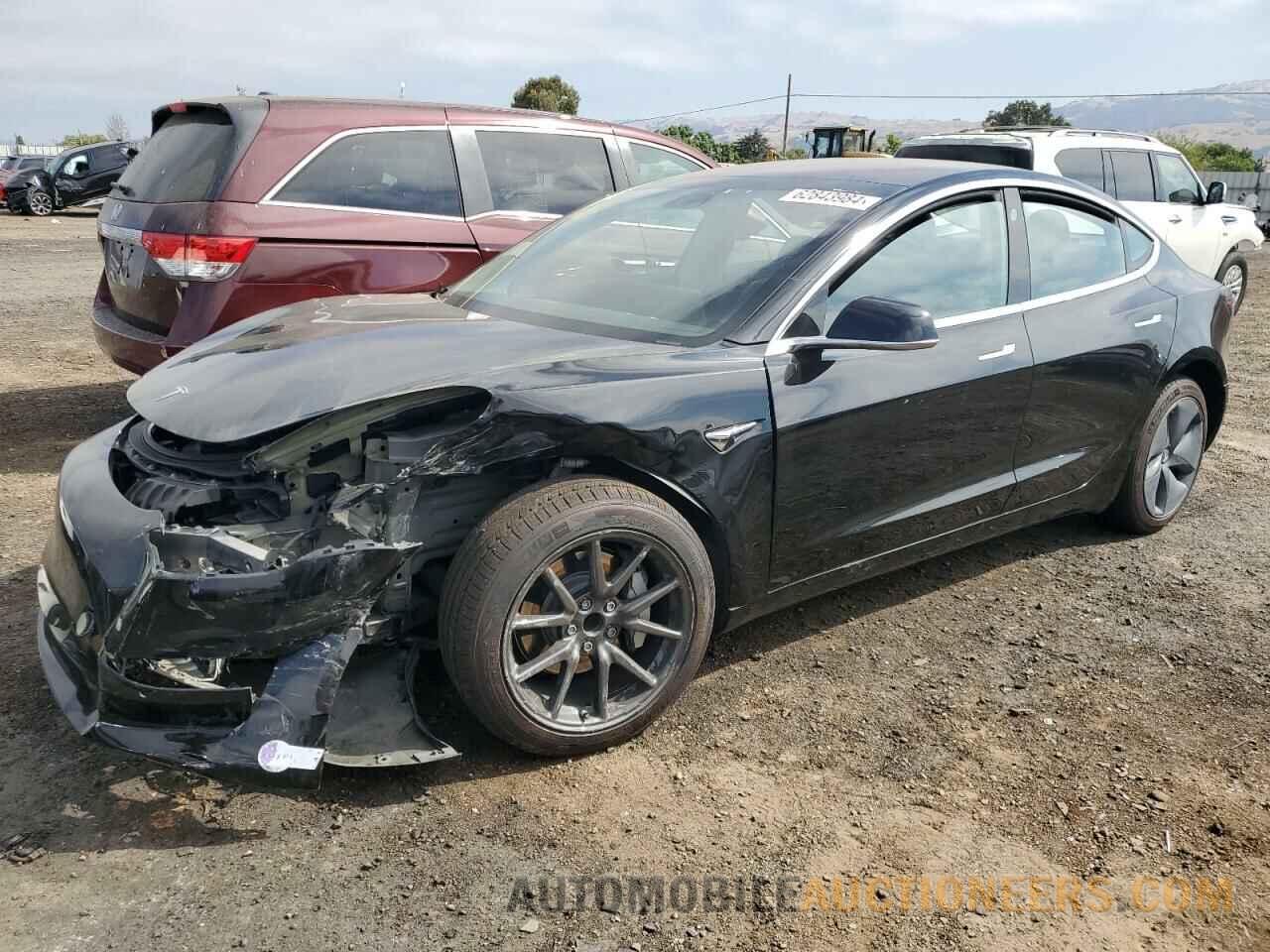 5YJ3E1EA1JF018774 TESLA MODEL 3 2018