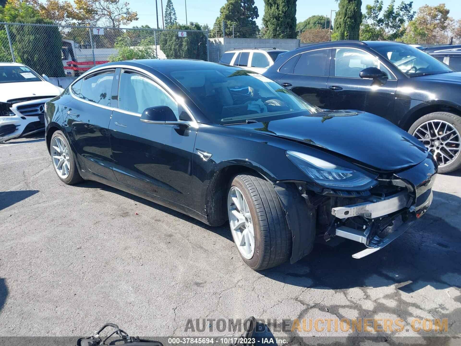 5YJ3E1EA1JF034439 TESLA MODEL 3 2018