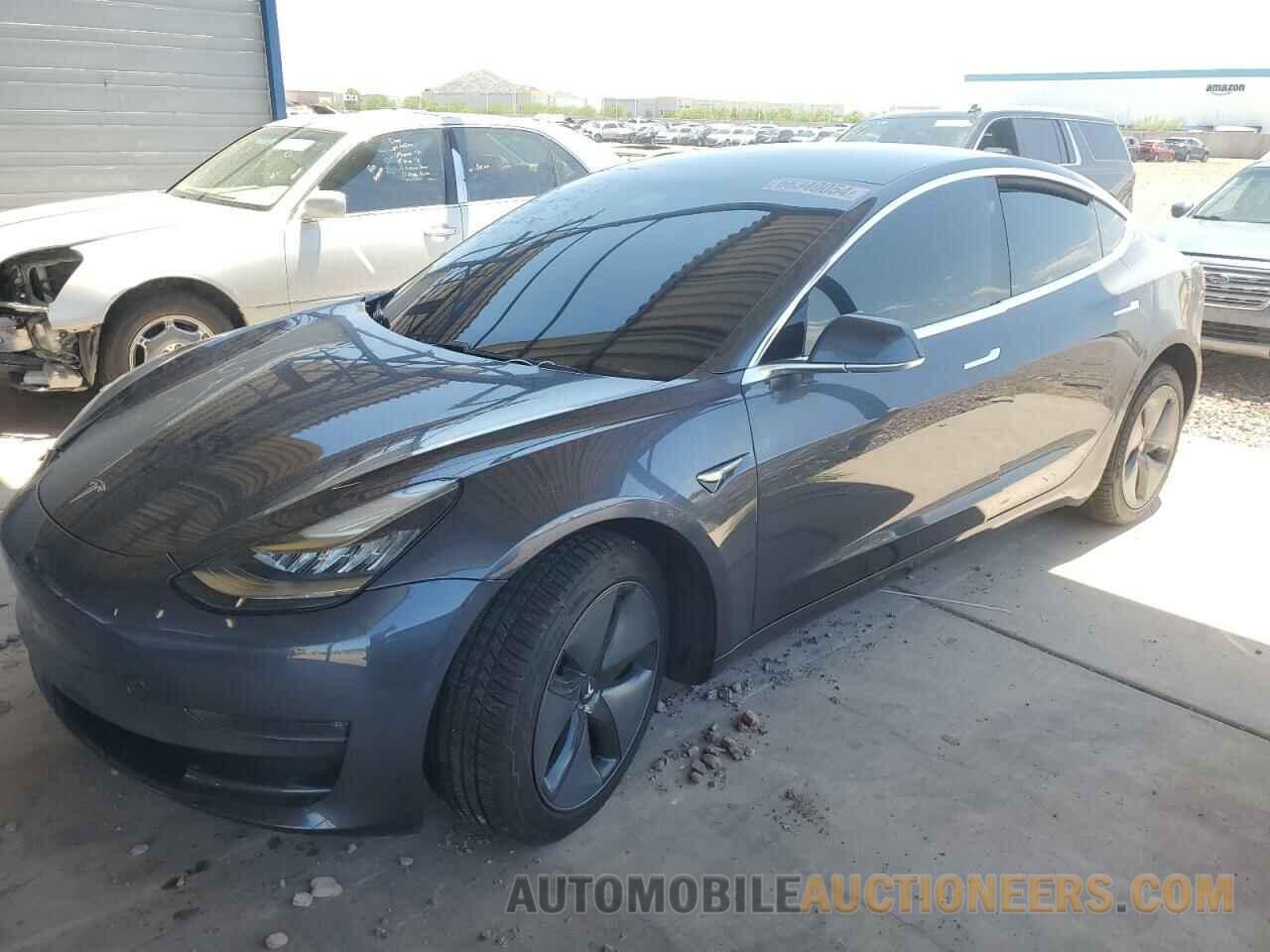 5YJ3E1EA1JF043576 TESLA MODEL 3 2018