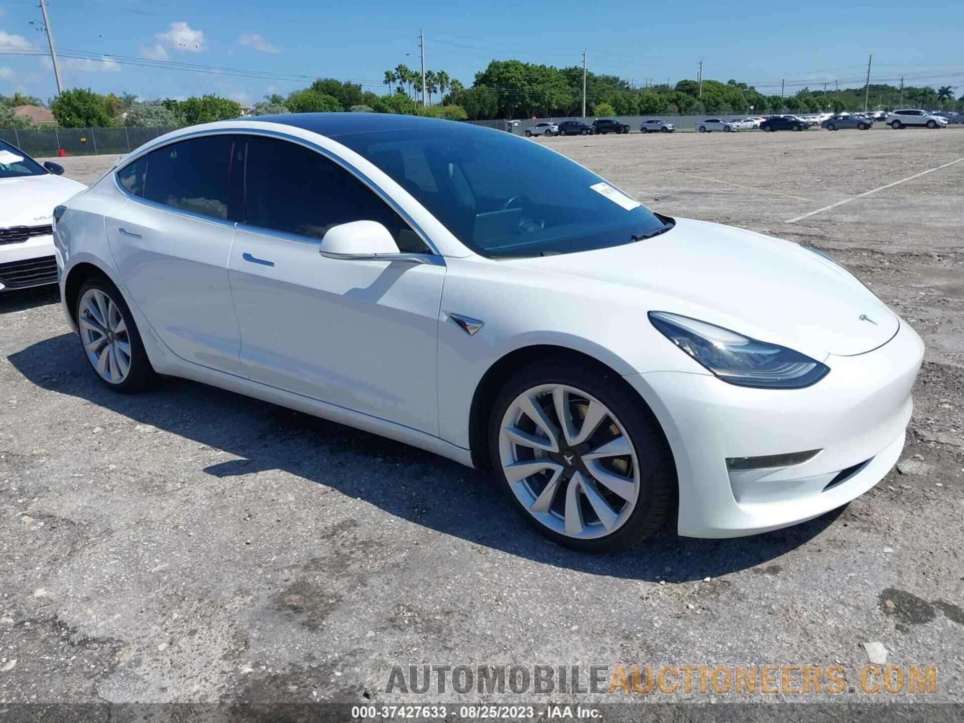 5YJ3E1EA1JF049281 TESLA MODEL 3 2018