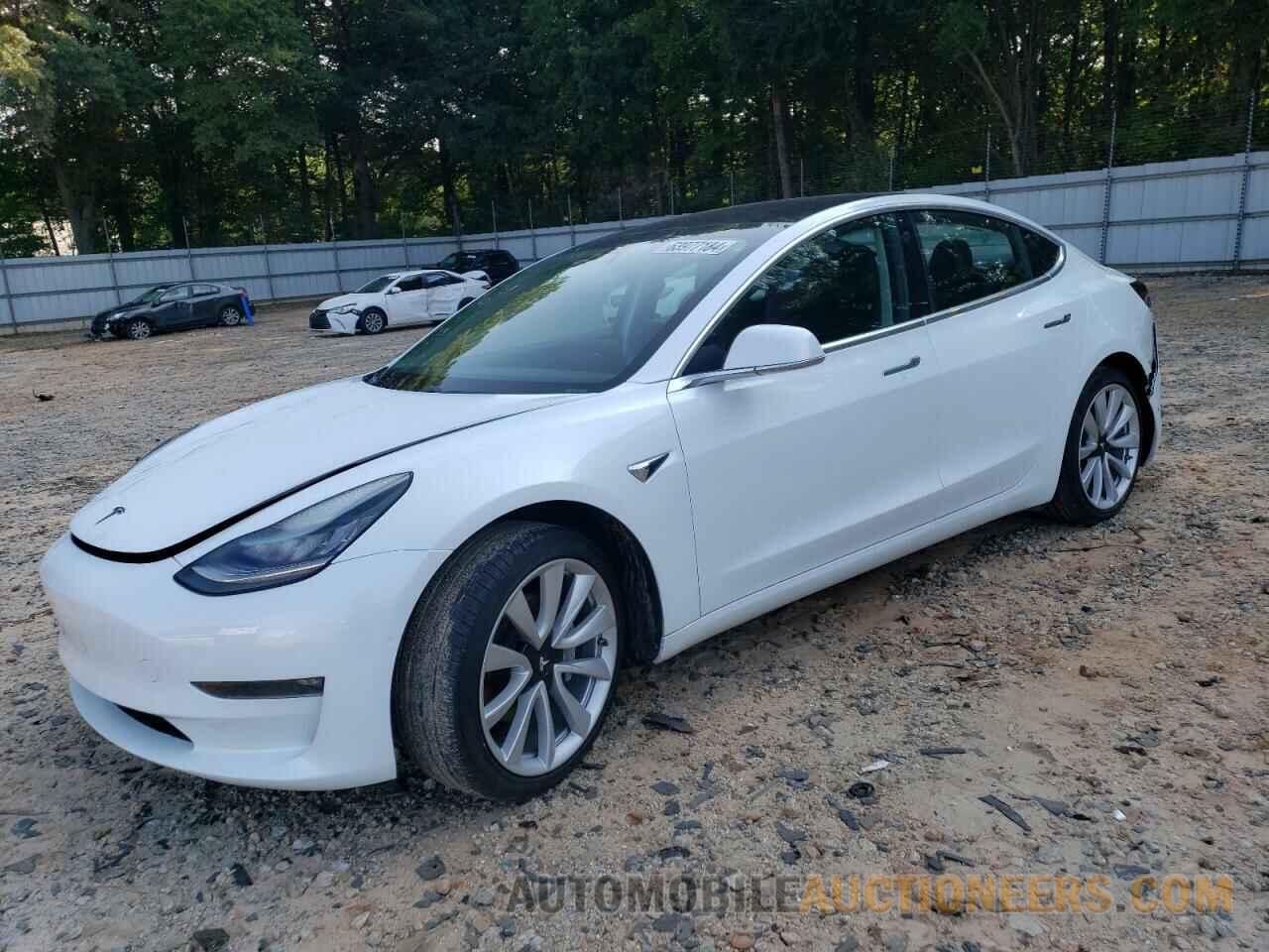 5YJ3E1EA1JF051158 TESLA MODEL 3 2018