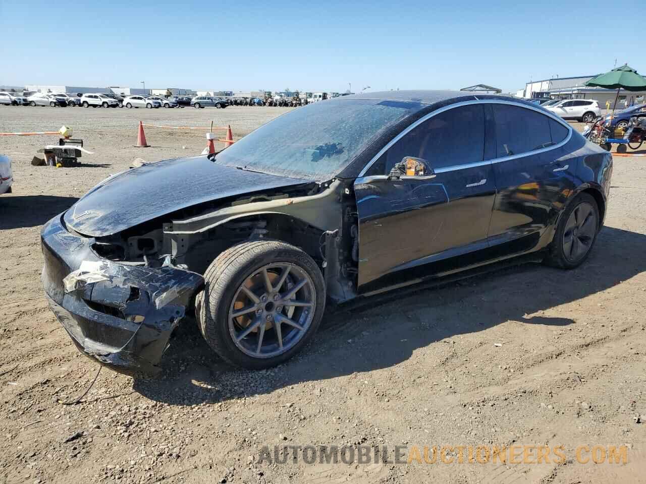 5YJ3E1EA1JF057199 TESLA MODEL 3 2018