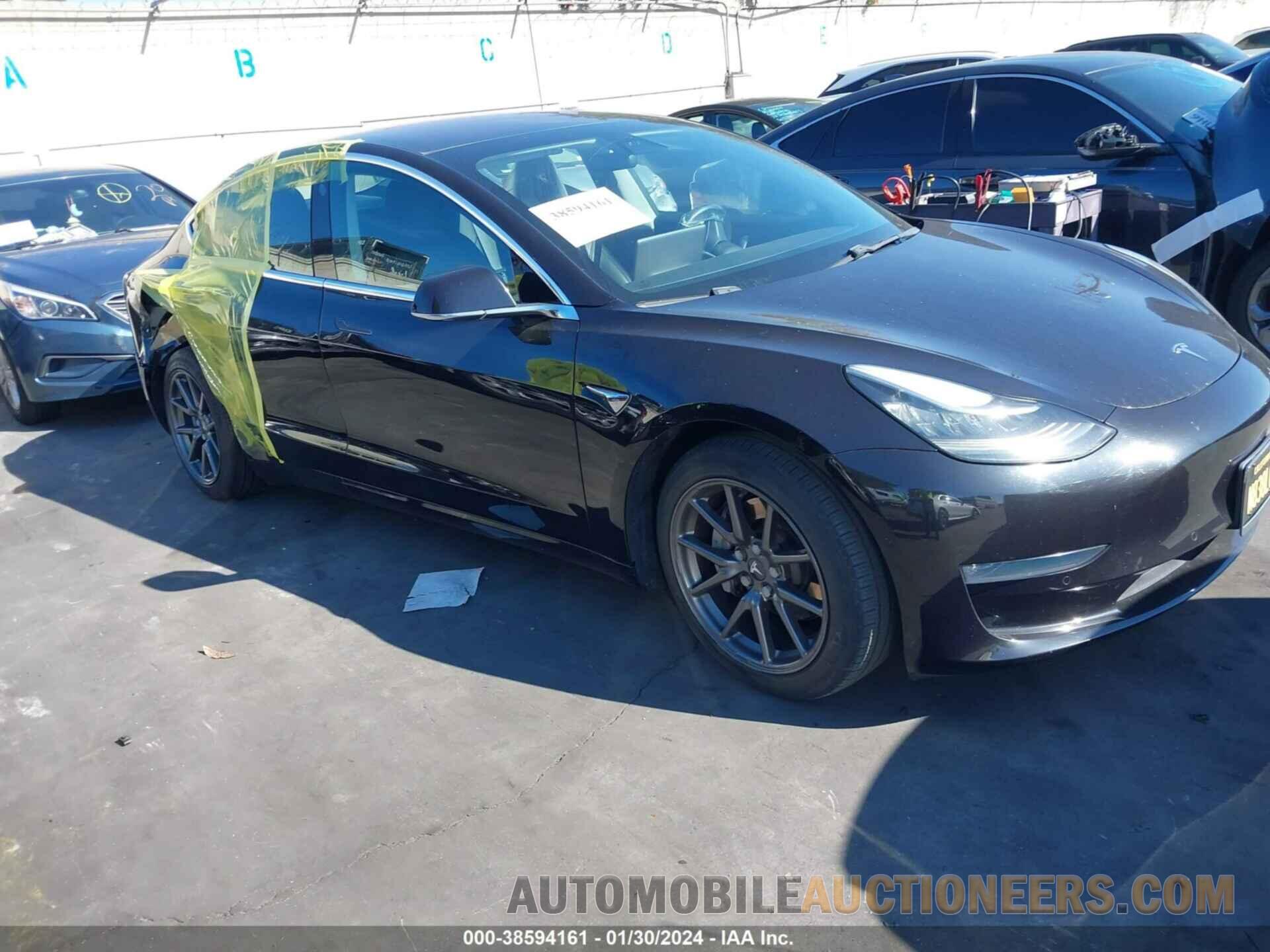 5YJ3E1EA1JF070275 TESLA MODEL 3 2018