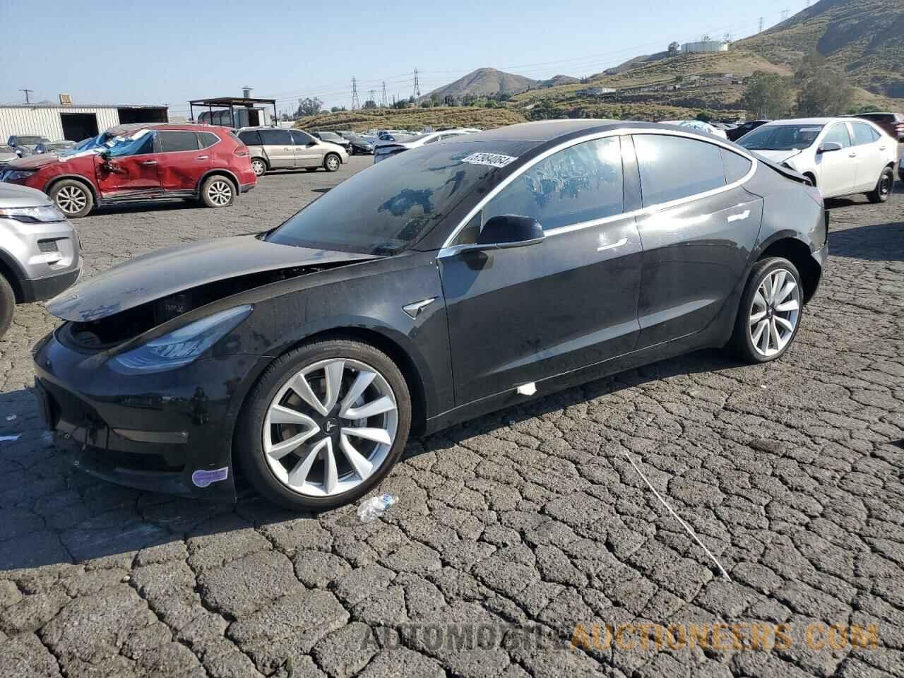 5YJ3E1EA1JF122679 TESLA MODEL 3 2018