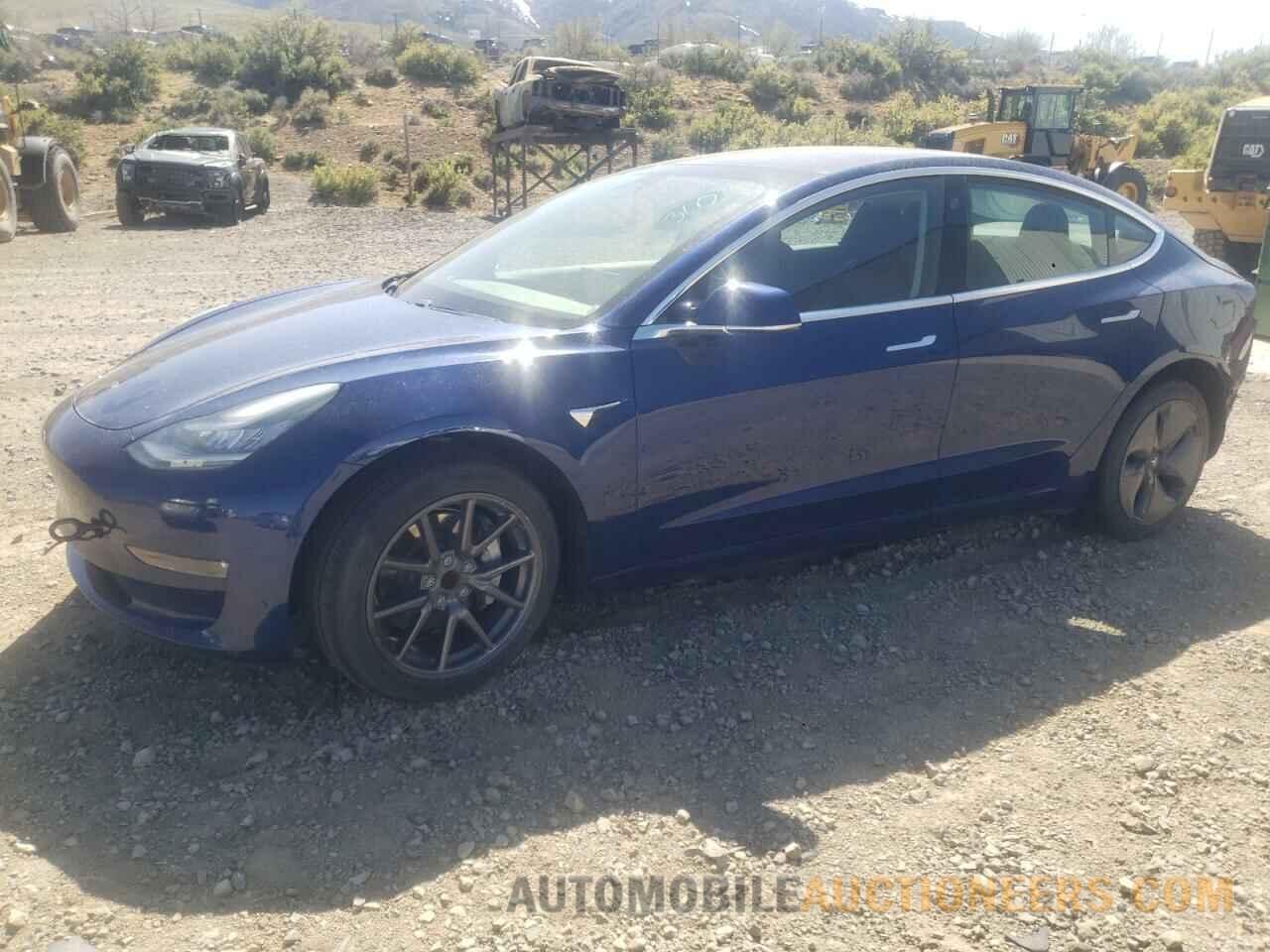 5YJ3E1EA1JF160915 TESLA MODEL 3 2018