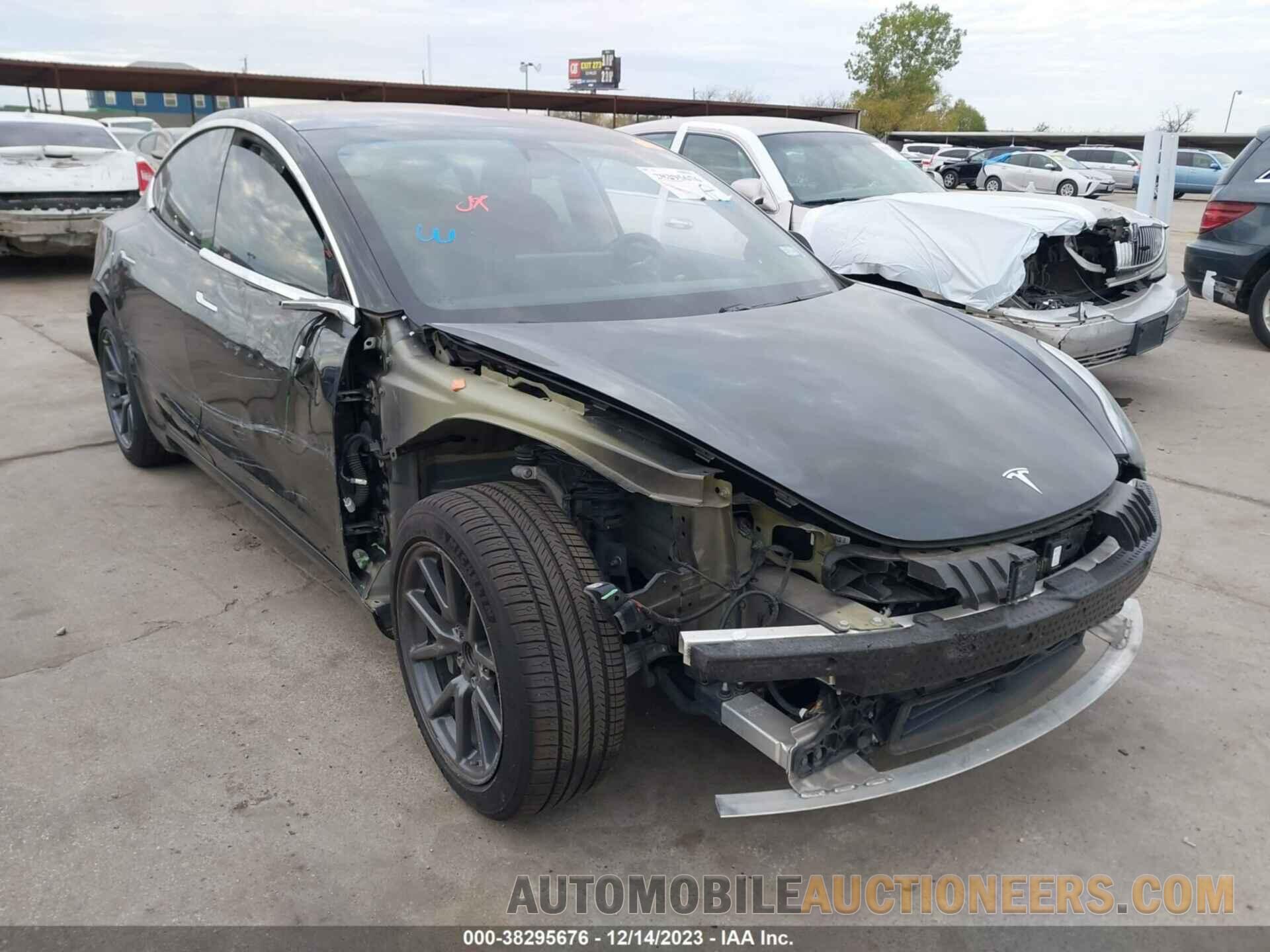 5YJ3E1EA1JF166116 TESLA MODEL 3 2018