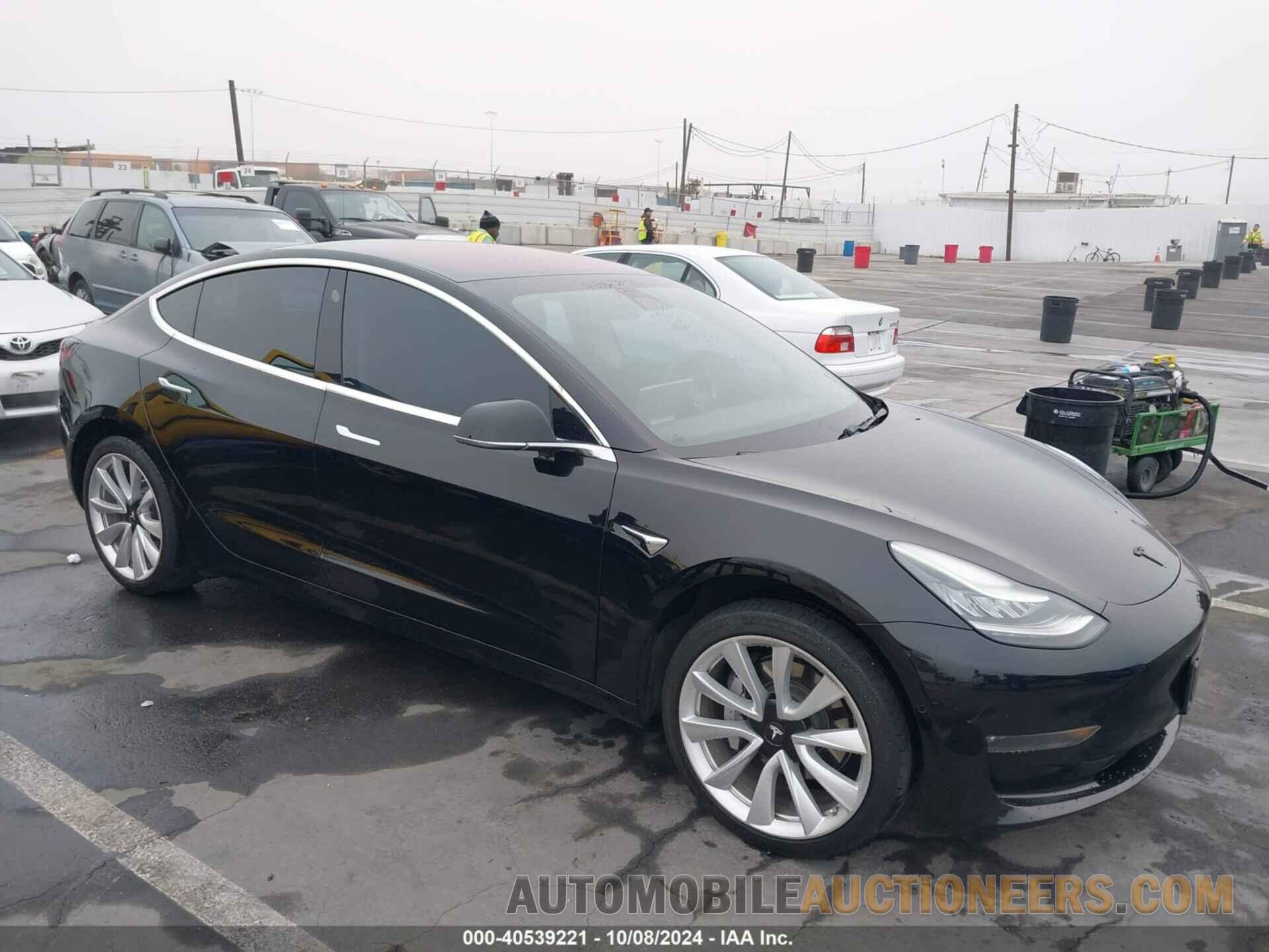 5YJ3E1EA1KF190143 TESLA MODEL 3 2019