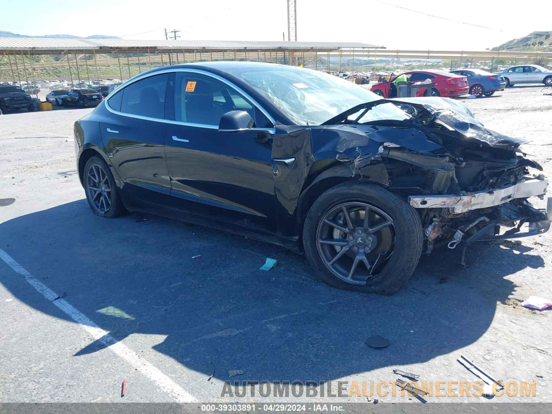 5YJ3E1EA1KF192927 TESLA MODEL 3 2019