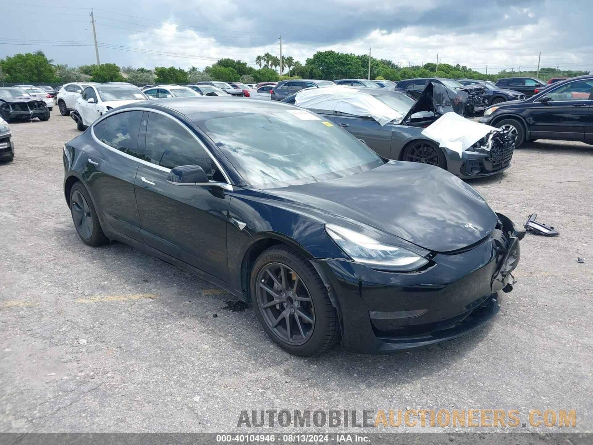 5YJ3E1EA1KF196878 TESLA MODEL 3 2019