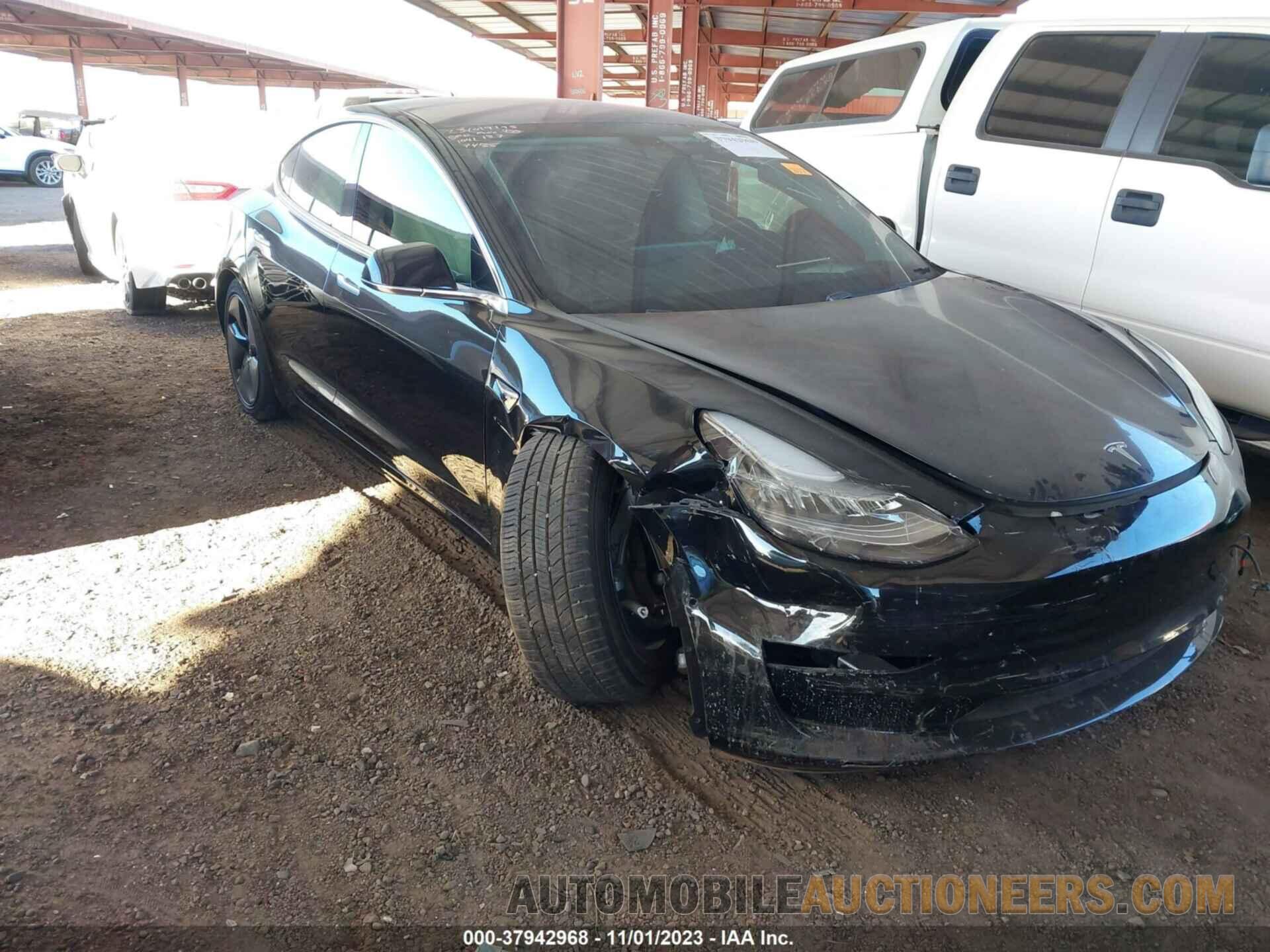 5YJ3E1EA1KF297435 TESLA MODEL 3 2019