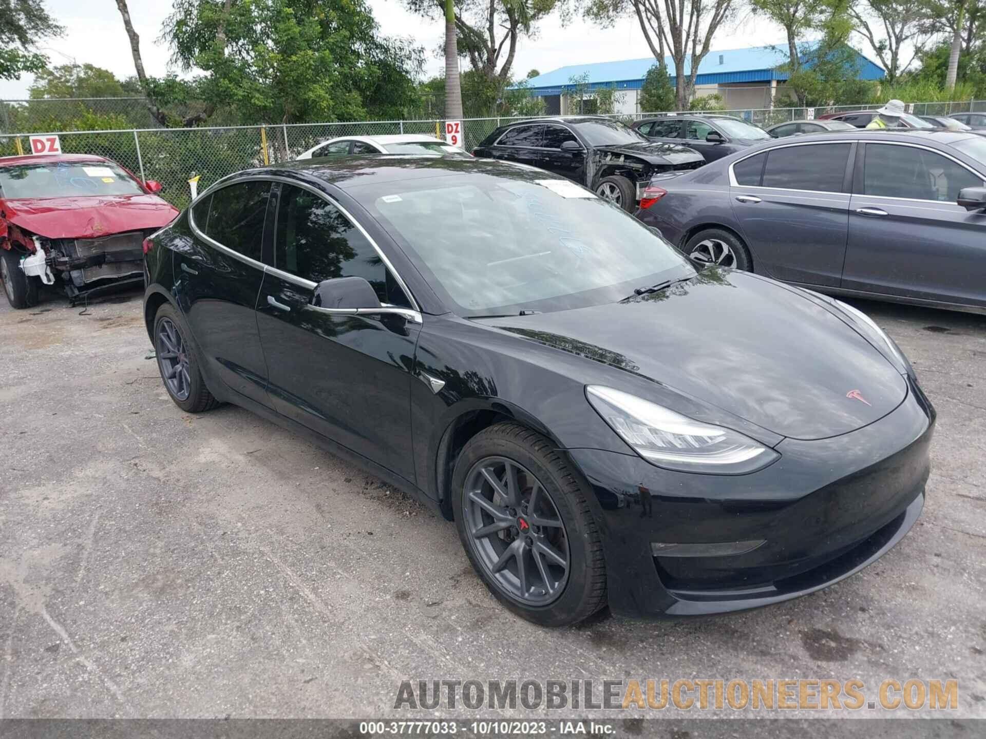 5YJ3E1EA1KF297516 TESLA MODEL 3 2019