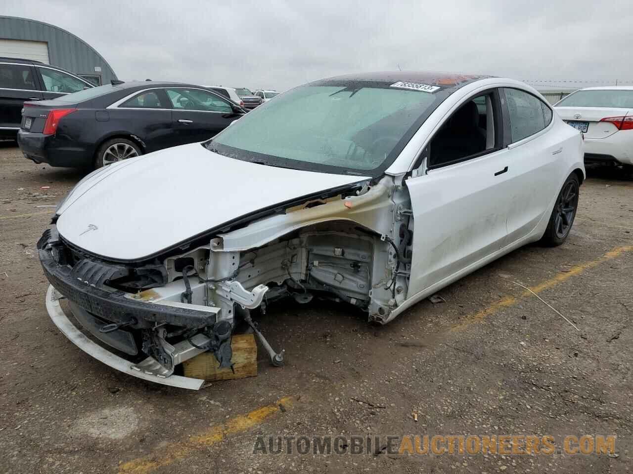 5YJ3E1EA1KF299993 TESLA MODEL 3 2019