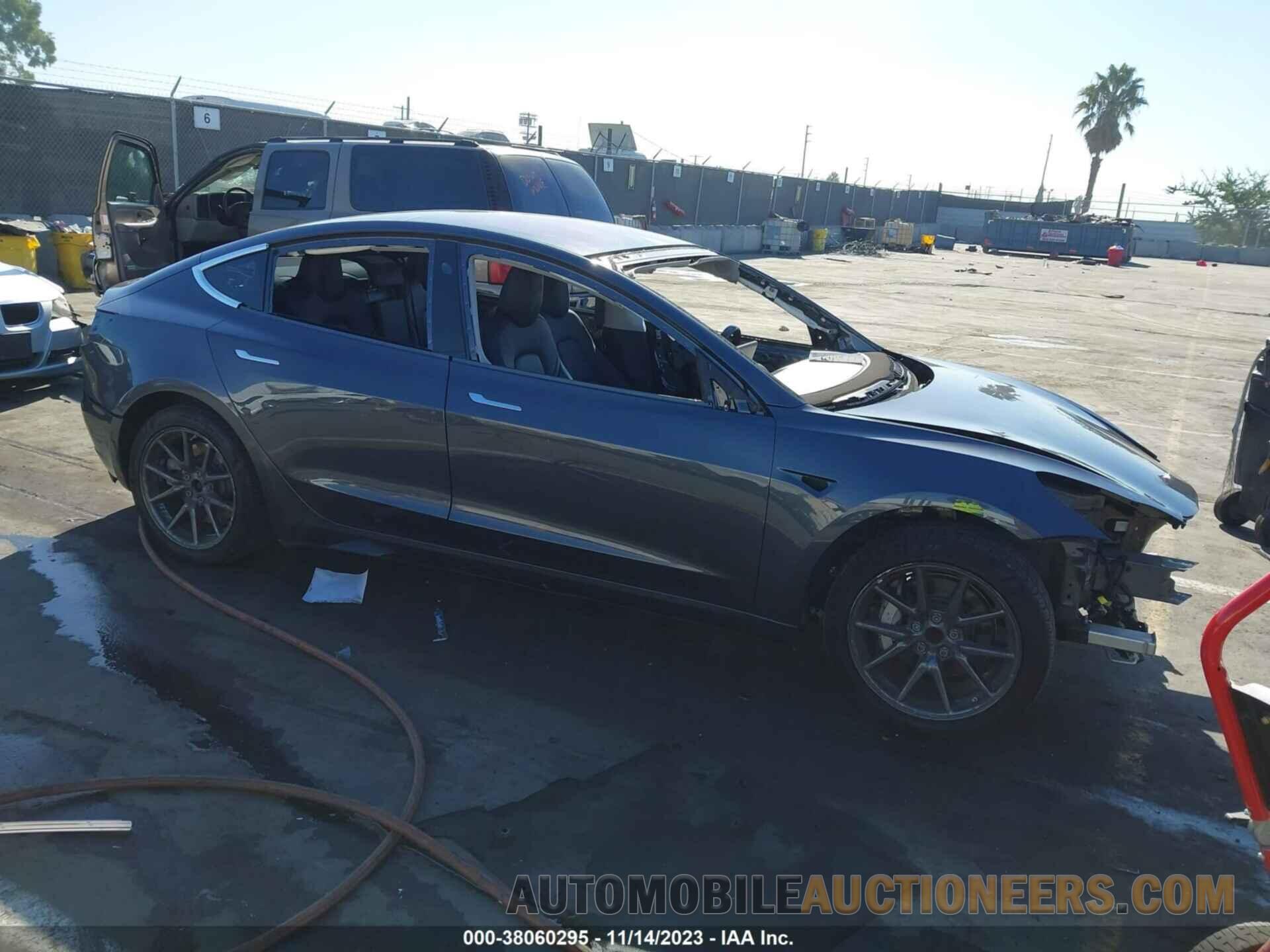 5YJ3E1EA1KF307459 TESLA MODEL 3 2019