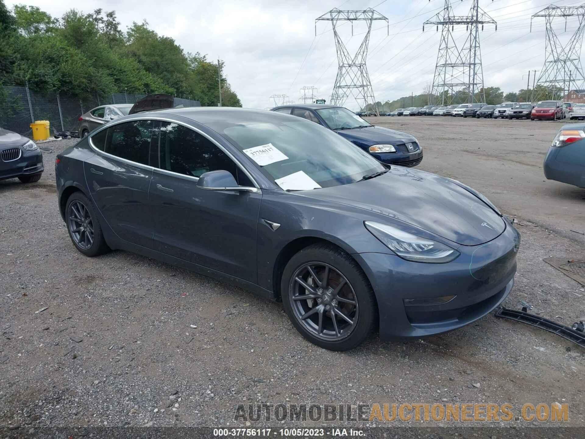 5YJ3E1EA1KF313648 TESLA MODEL 3 2019