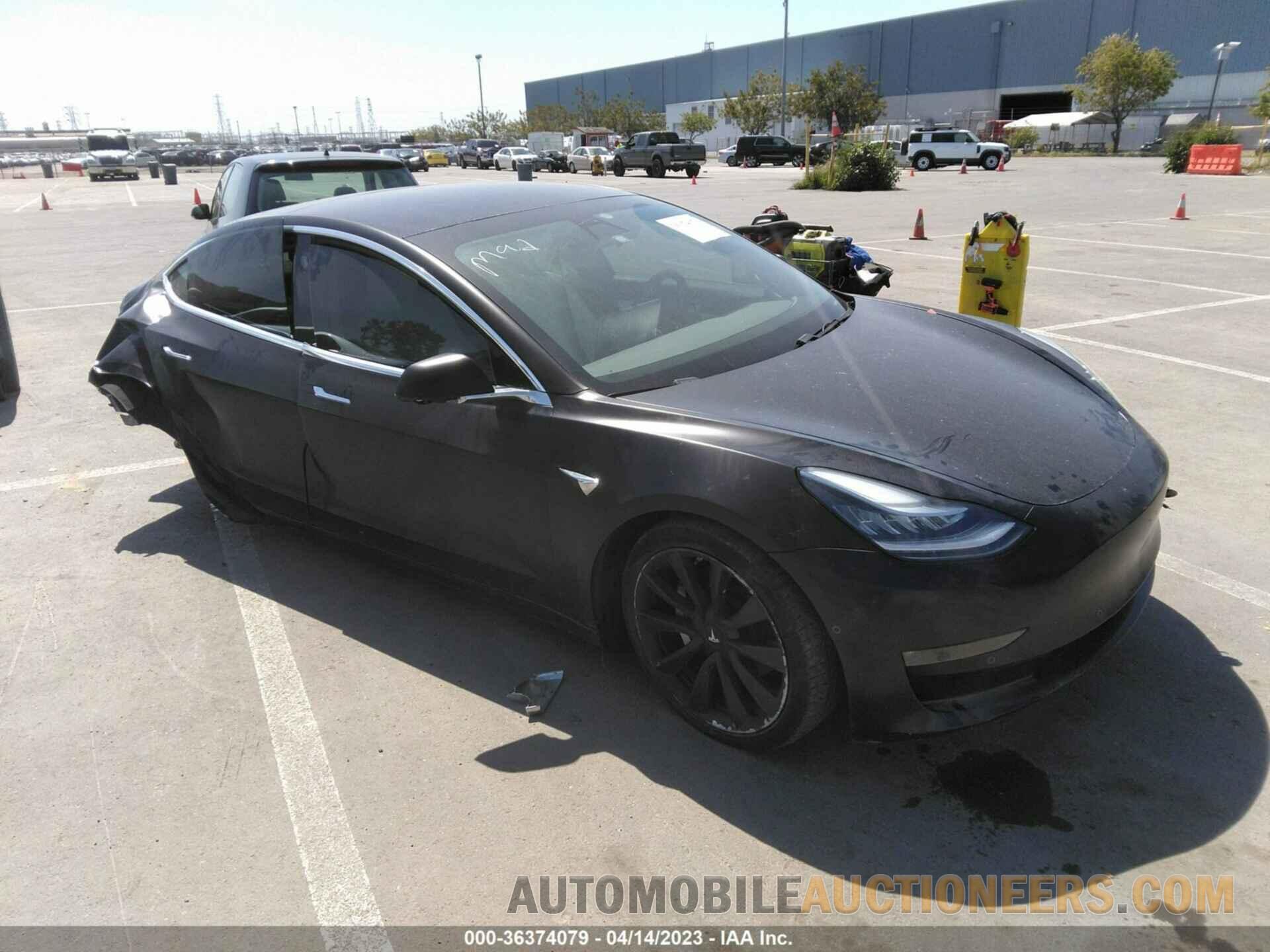 5YJ3E1EA1KF323774 TESLA MODEL 3 2019