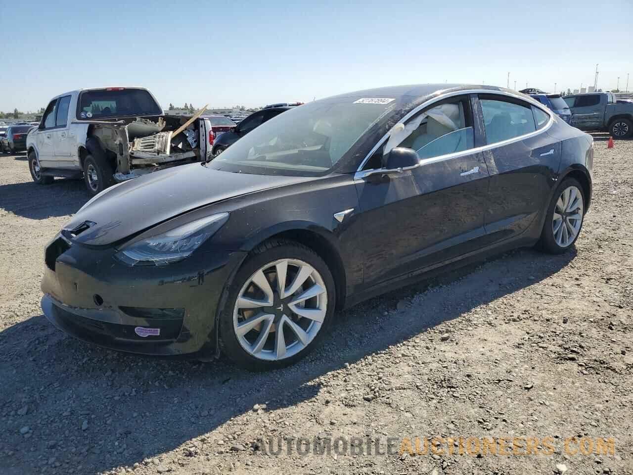 5YJ3E1EA1KF327727 TESLA MODEL 3 2019