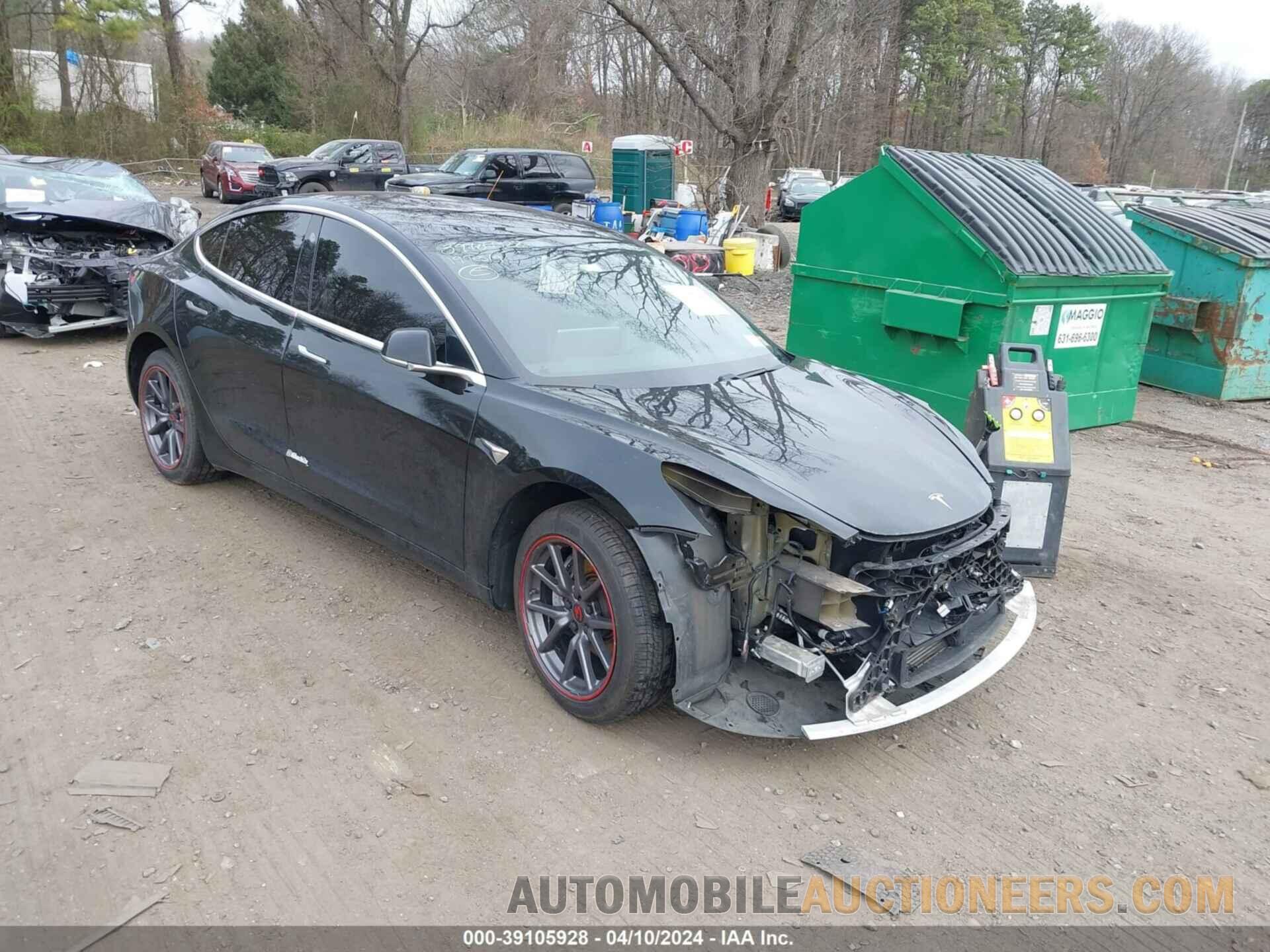 5YJ3E1EA1KF395168 TESLA MODEL 3 2019