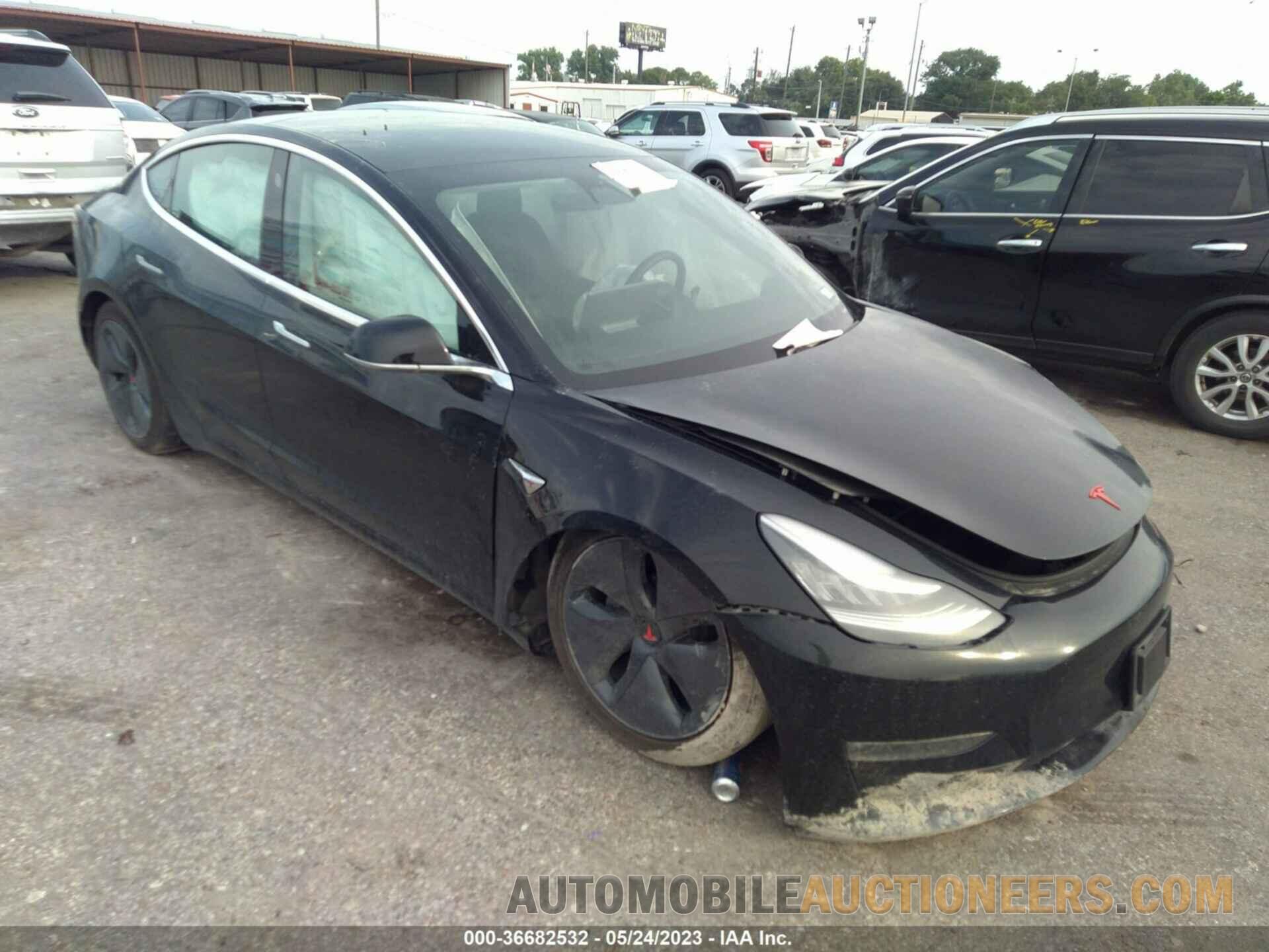 5YJ3E1EA1KF395378 TESLA MODEL 3 2019