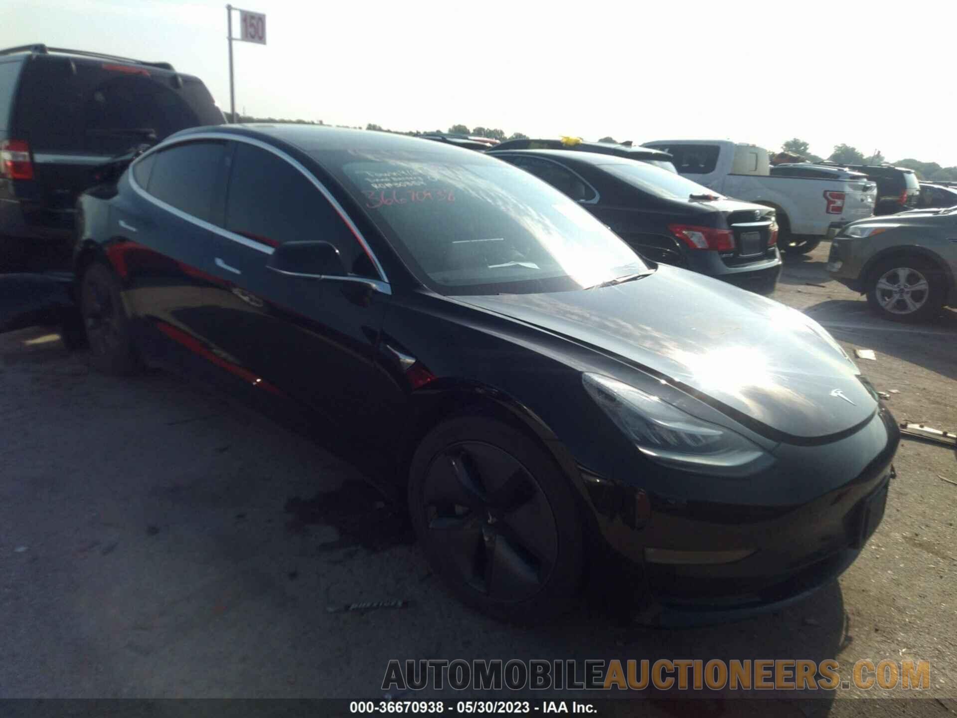 5YJ3E1EA1KF395431 TESLA MODEL 3 2019