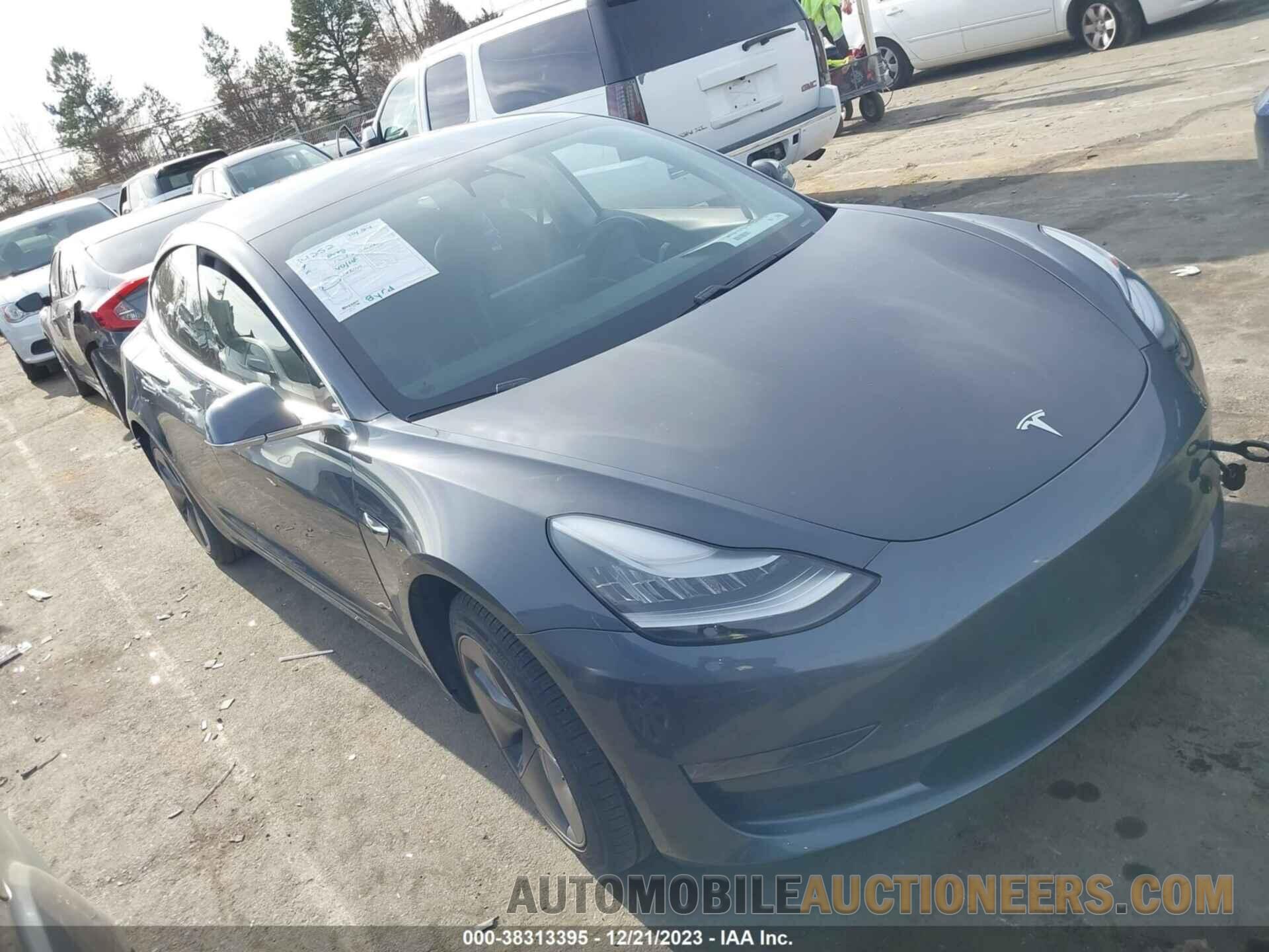 5YJ3E1EA1KF396367 TESLA MODEL 3 2019