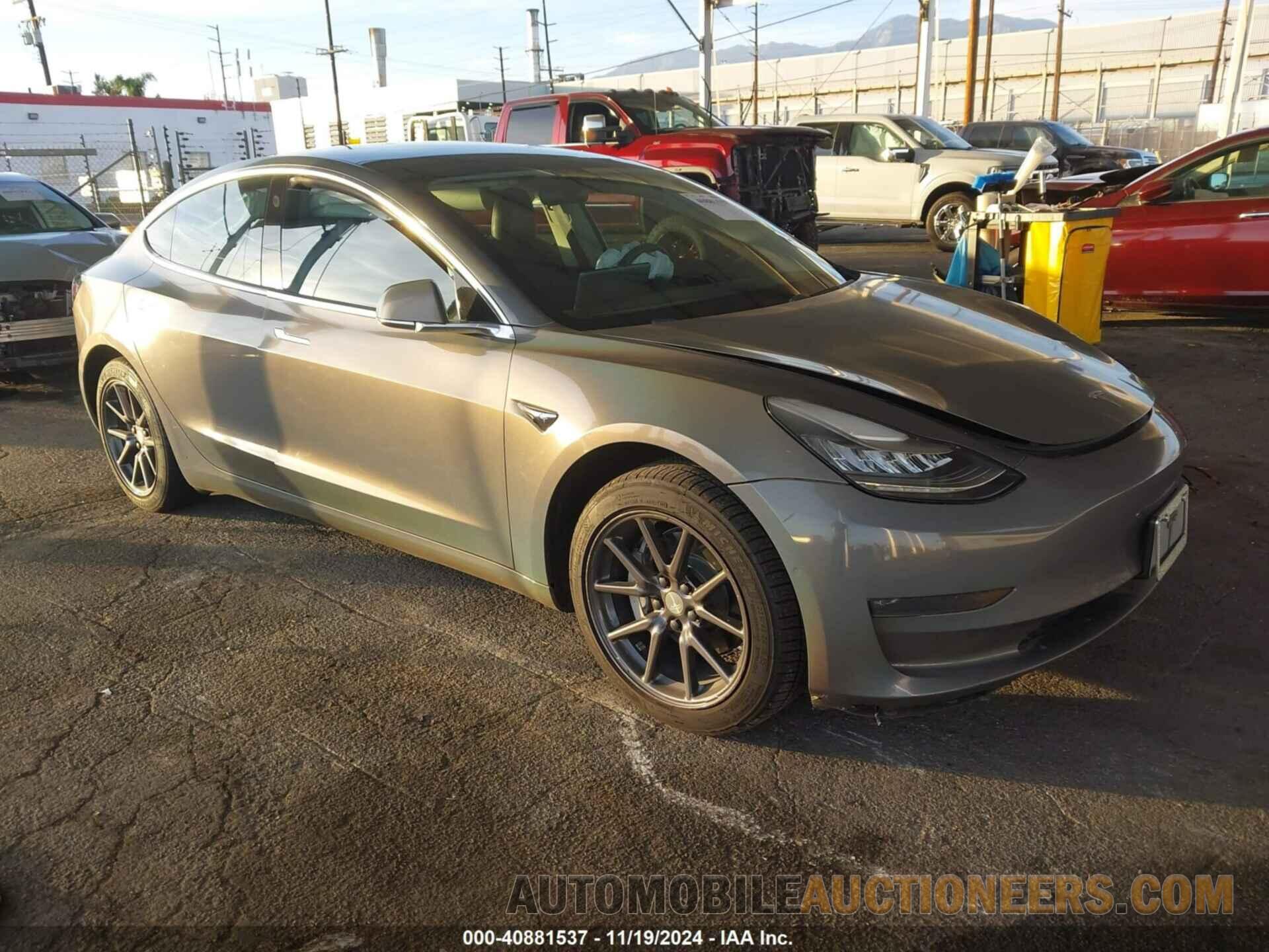 5YJ3E1EA1KF399916 TESLA MODEL 3 2019