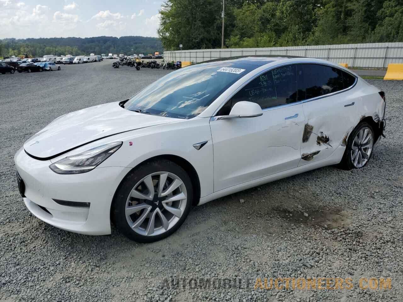 5YJ3E1EA1KF402443 TESLA MODEL 3 2019