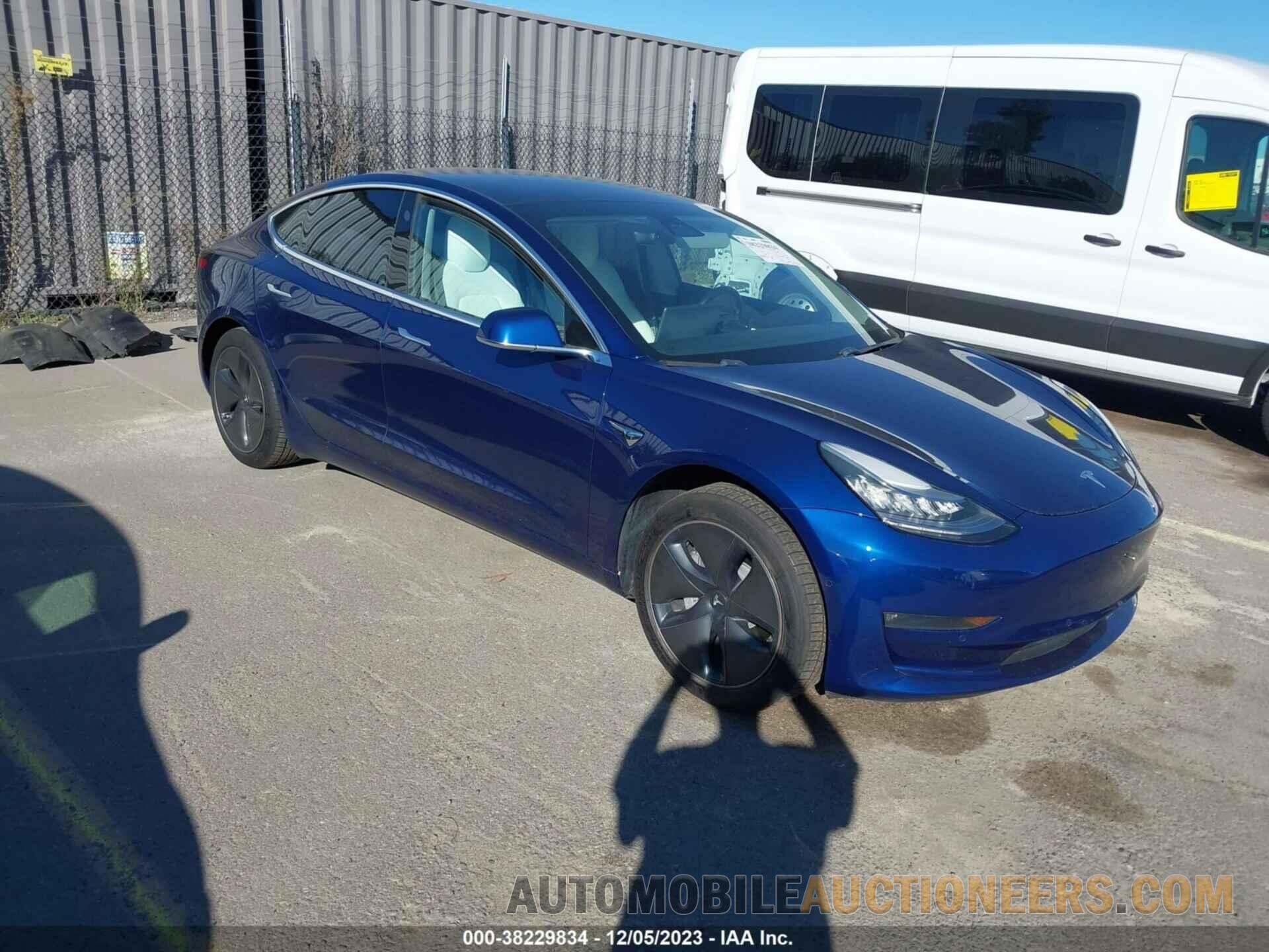 5YJ3E1EA1KF402815 TESLA MODEL 3 2019