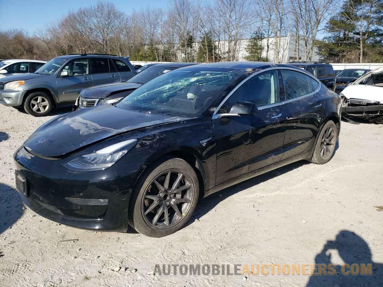 5YJ3E1EA1KF410624 TESLA MODEL 3 2019