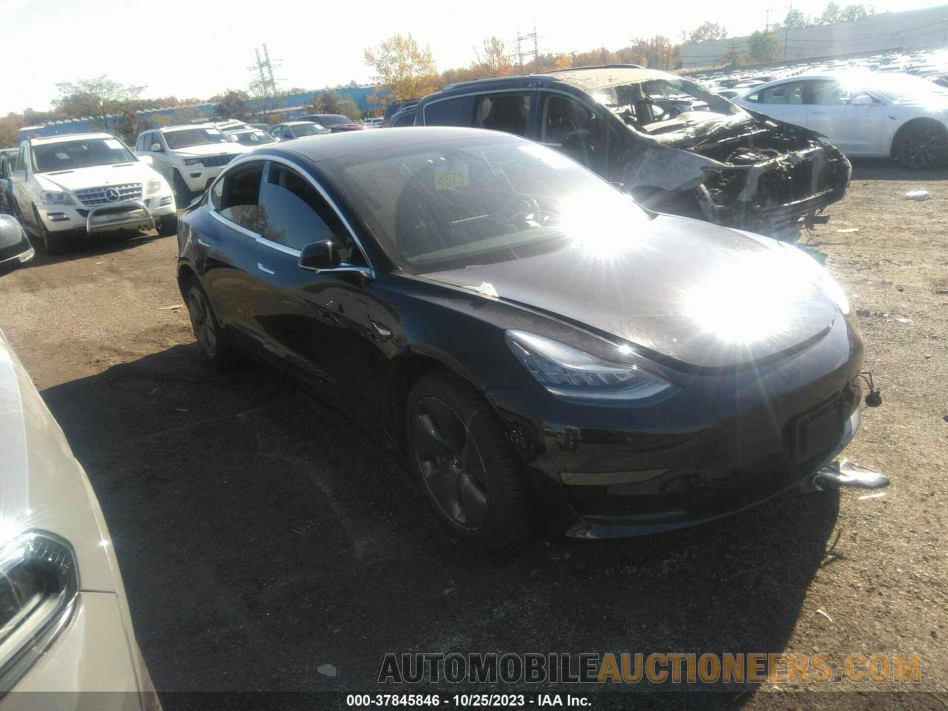 5YJ3E1EA1KF410722 TESLA MODEL 3 2019