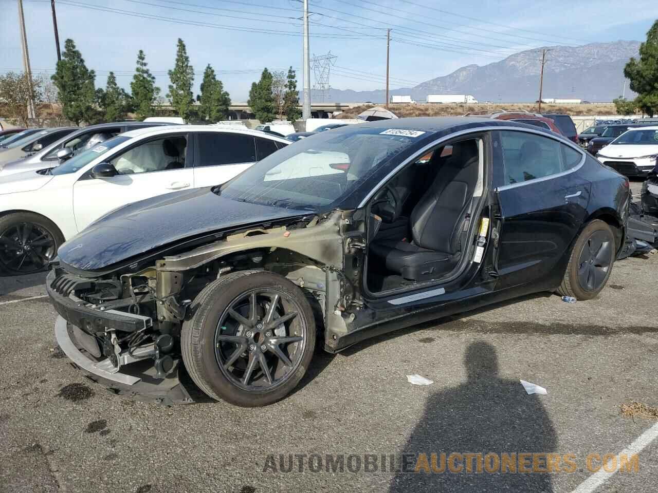 5YJ3E1EA1KF421140 TESLA MODEL 3 2019