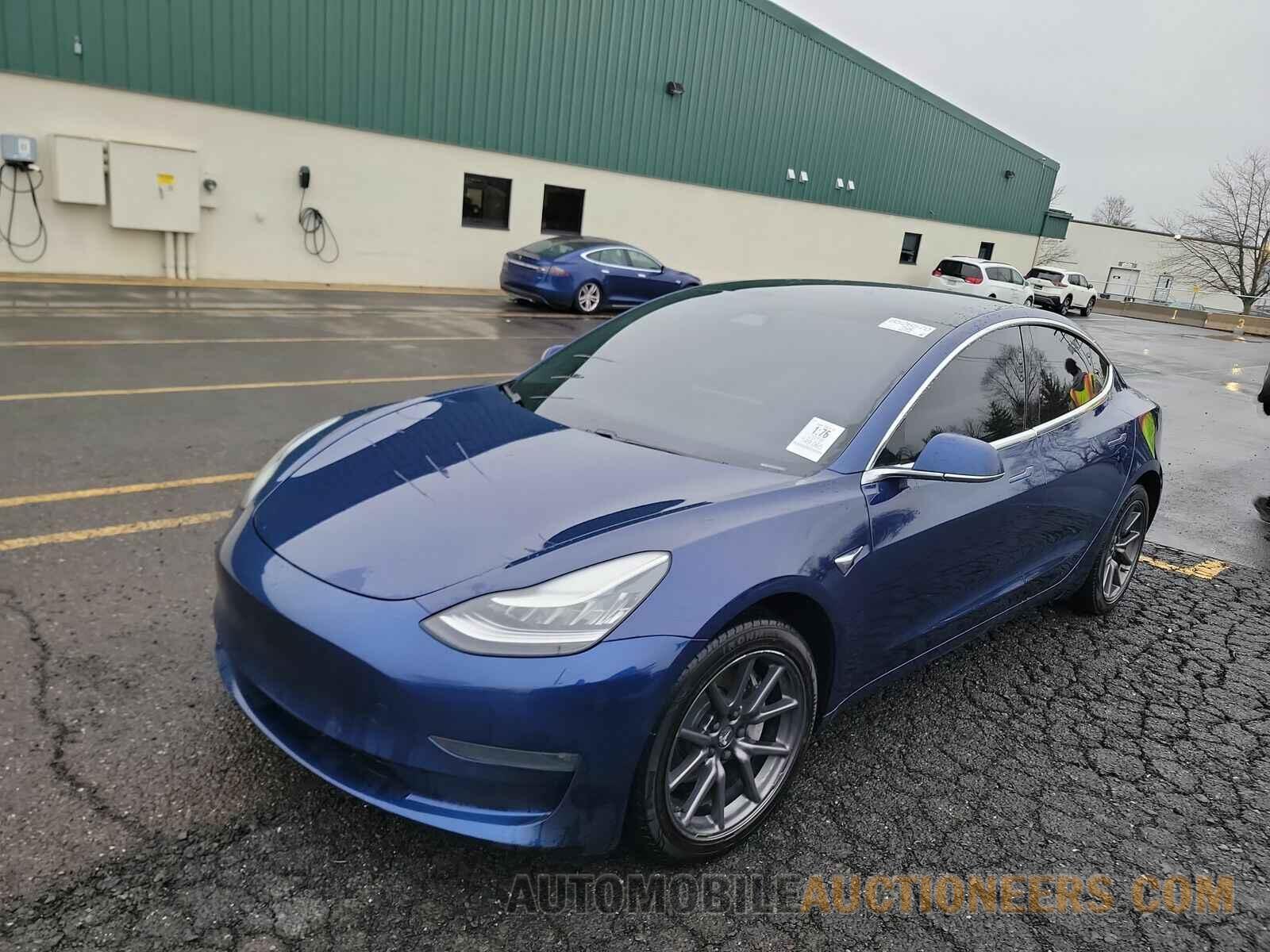 5YJ3E1EA1KF425060 Tesla Model 3 2019