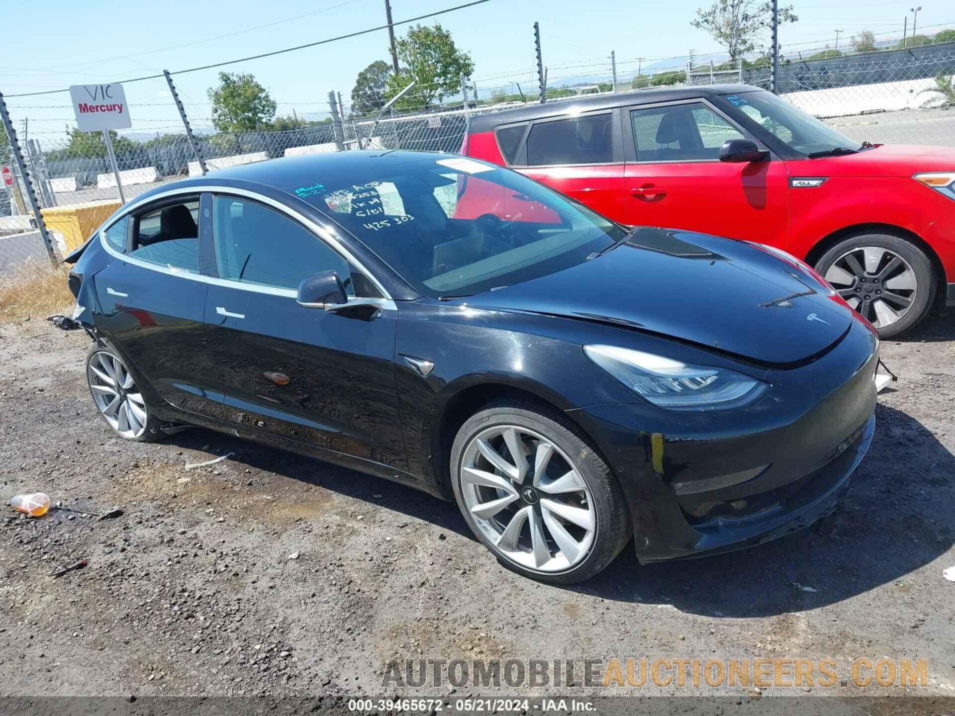 5YJ3E1EA1KF425303 TESLA MODEL 3 2019