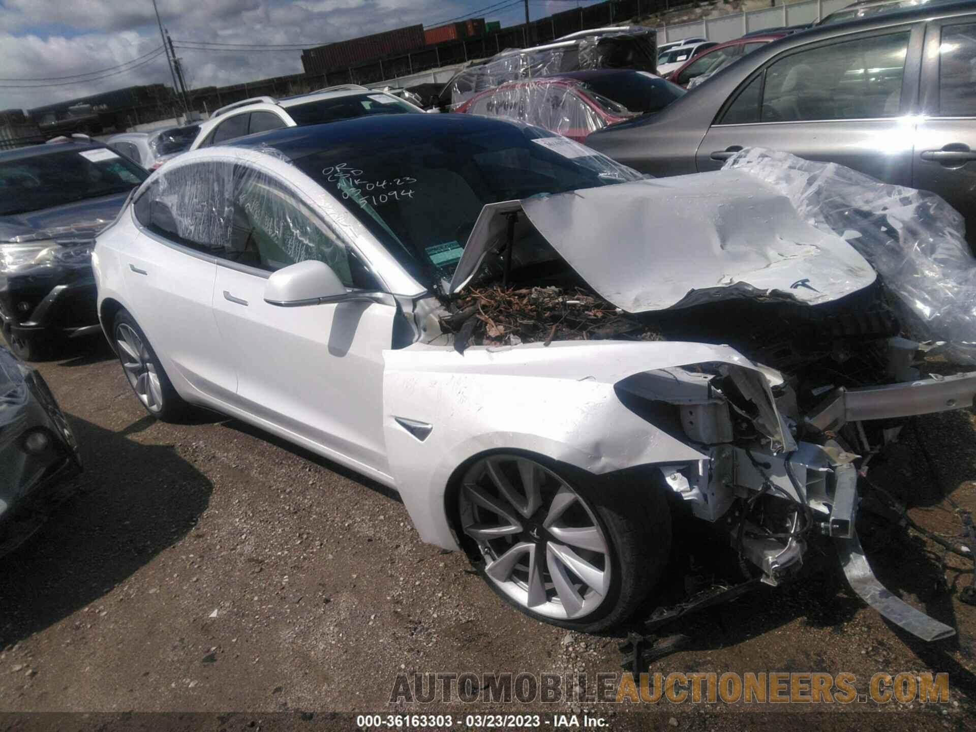 5YJ3E1EA1KF448001 TESLA MODEL 3 2019