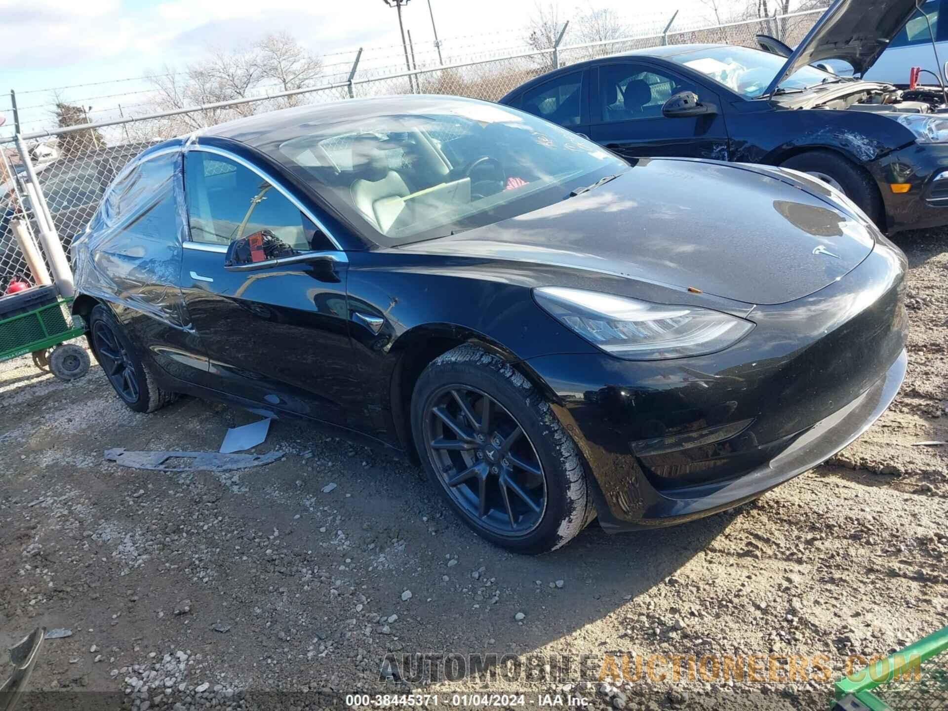 5YJ3E1EA1KF484352 TESLA MODEL 3 2019