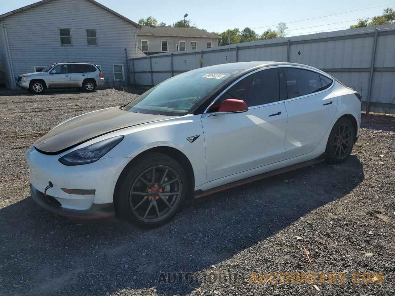 5YJ3E1EA1KF486442 TESLA MODEL 3 2019