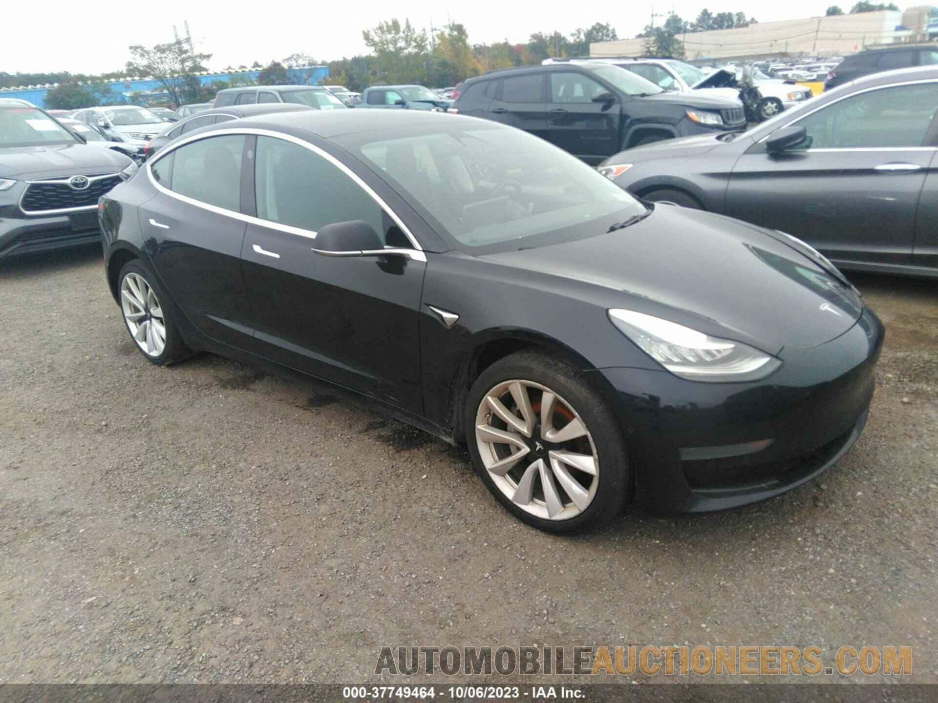 5YJ3E1EA1LF590835 TESLA MODEL 3 2020