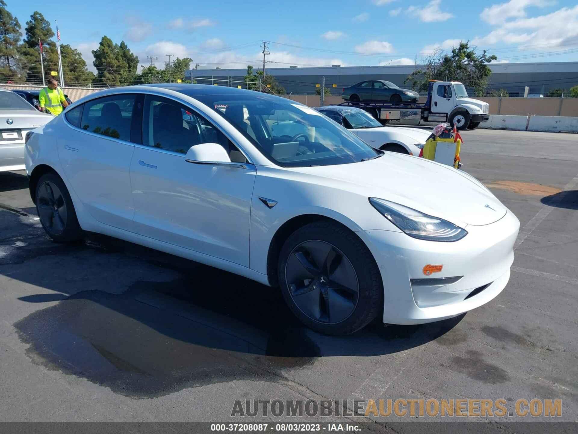 5YJ3E1EA1LF645235 TESLA MODEL 3 2020