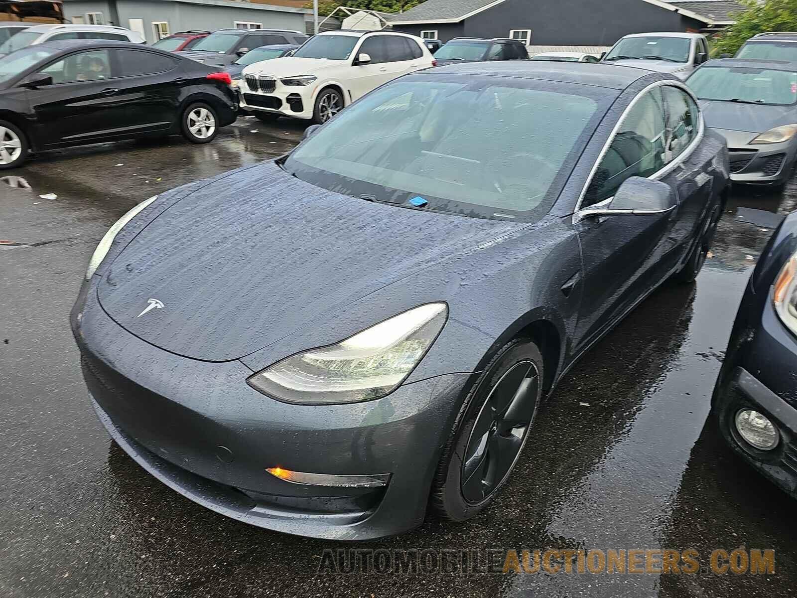 5YJ3E1EA1LF803590 Tesla Model 3 2020