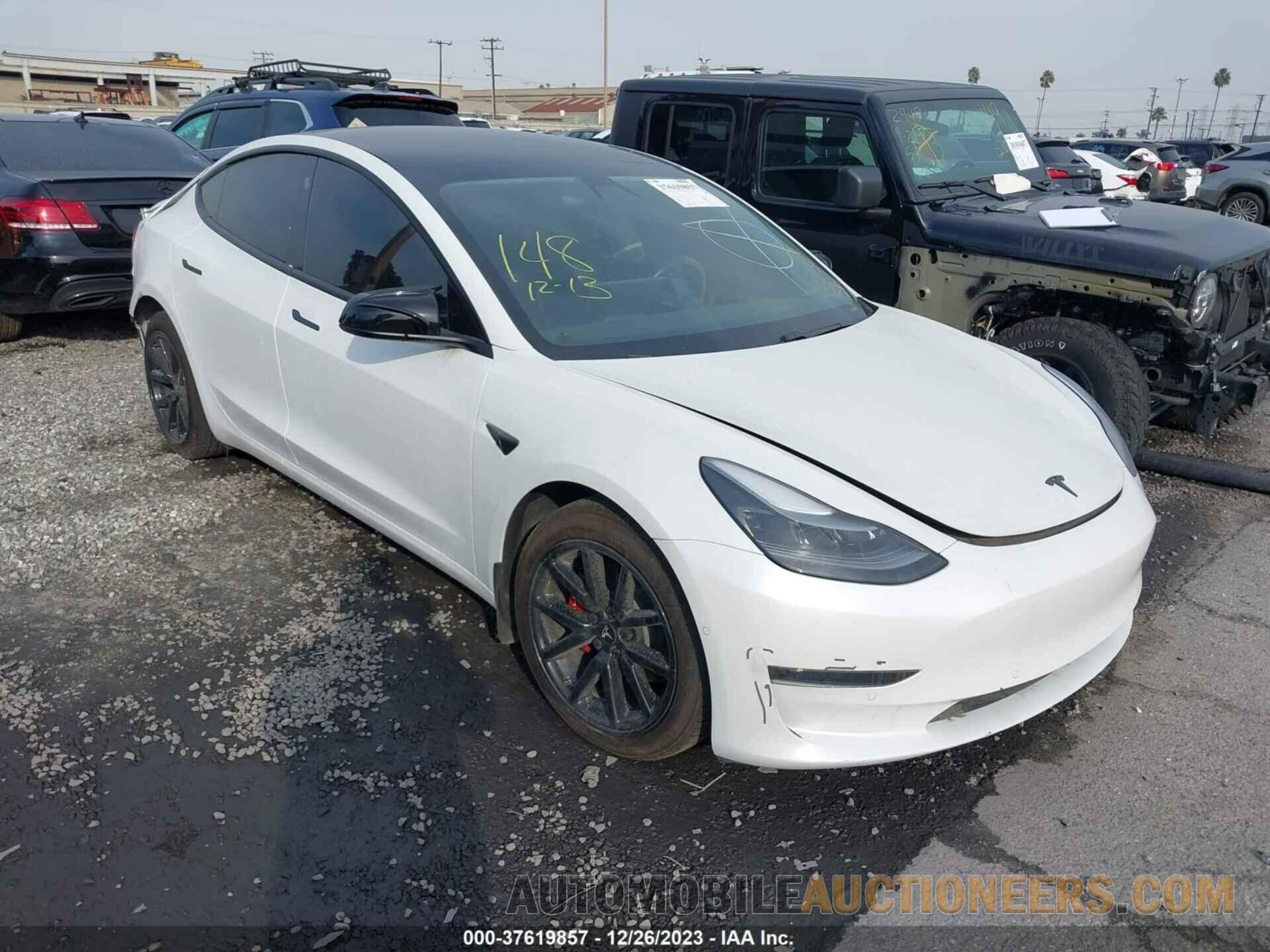 5YJ3E1EA1MF015796 TESLA MODEL 3 2021