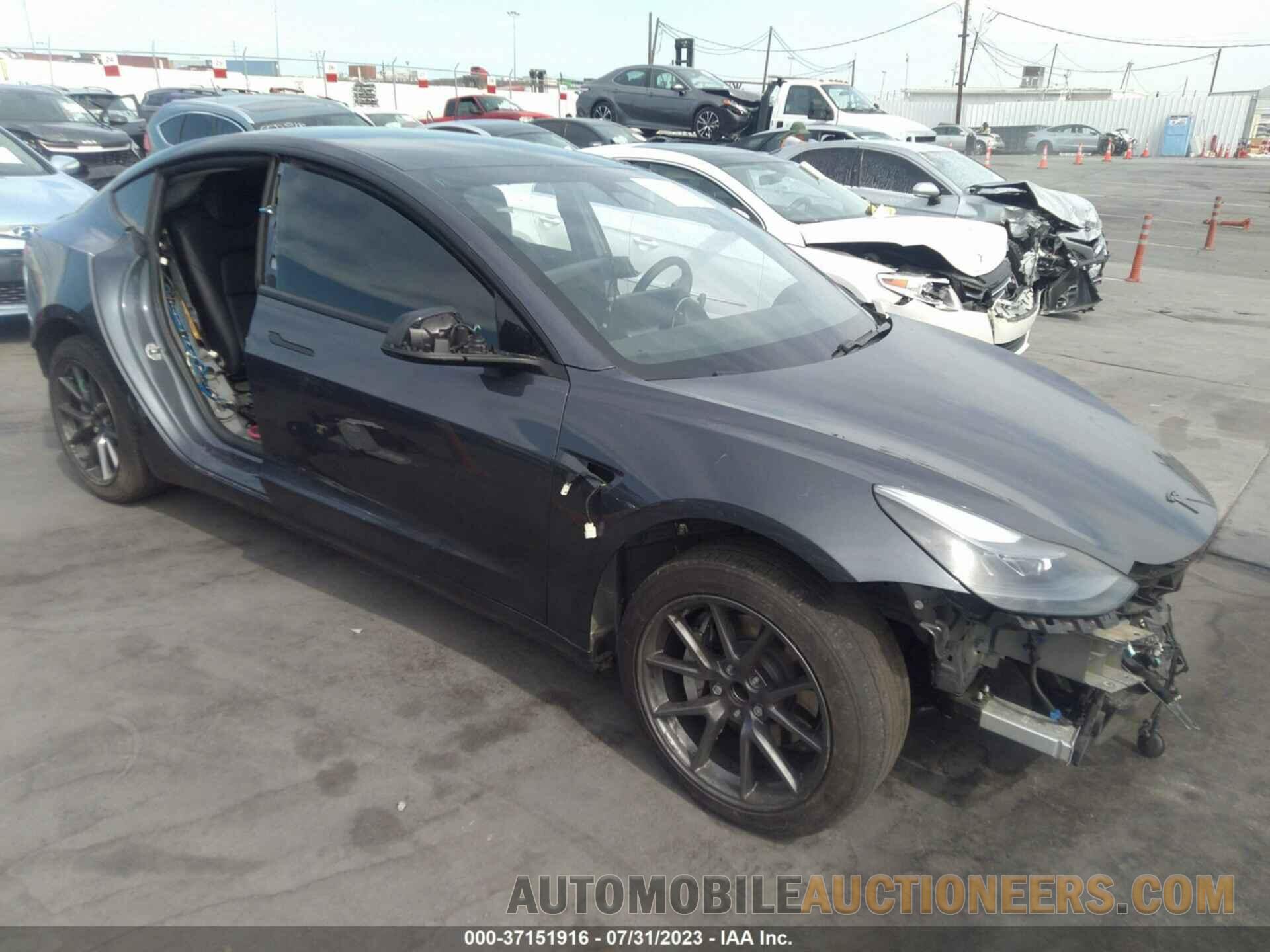 5YJ3E1EA1MF021016 TESLA MODEL 3 2021