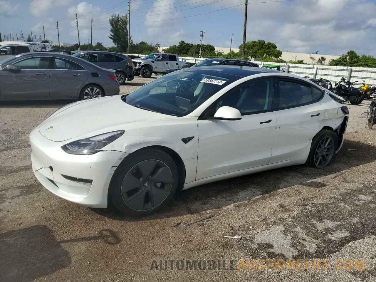 5YJ3E1EA1MF031657 TESLA MODEL 3 2021